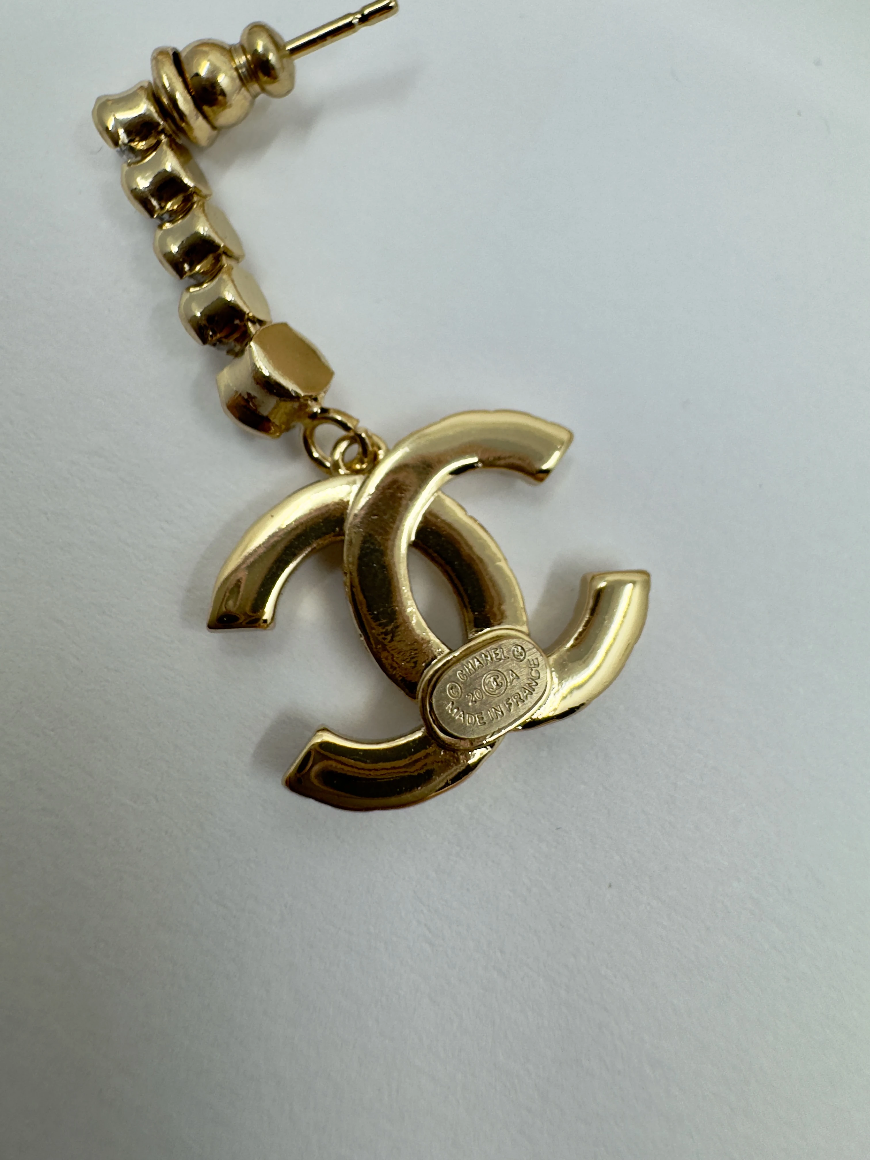 Taşlı Sallantılı Chnl Küpe