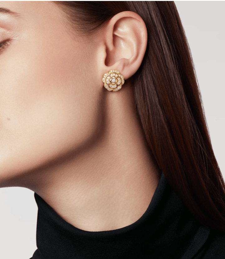 Chnl. Gold Taşlı Camelia Küpe