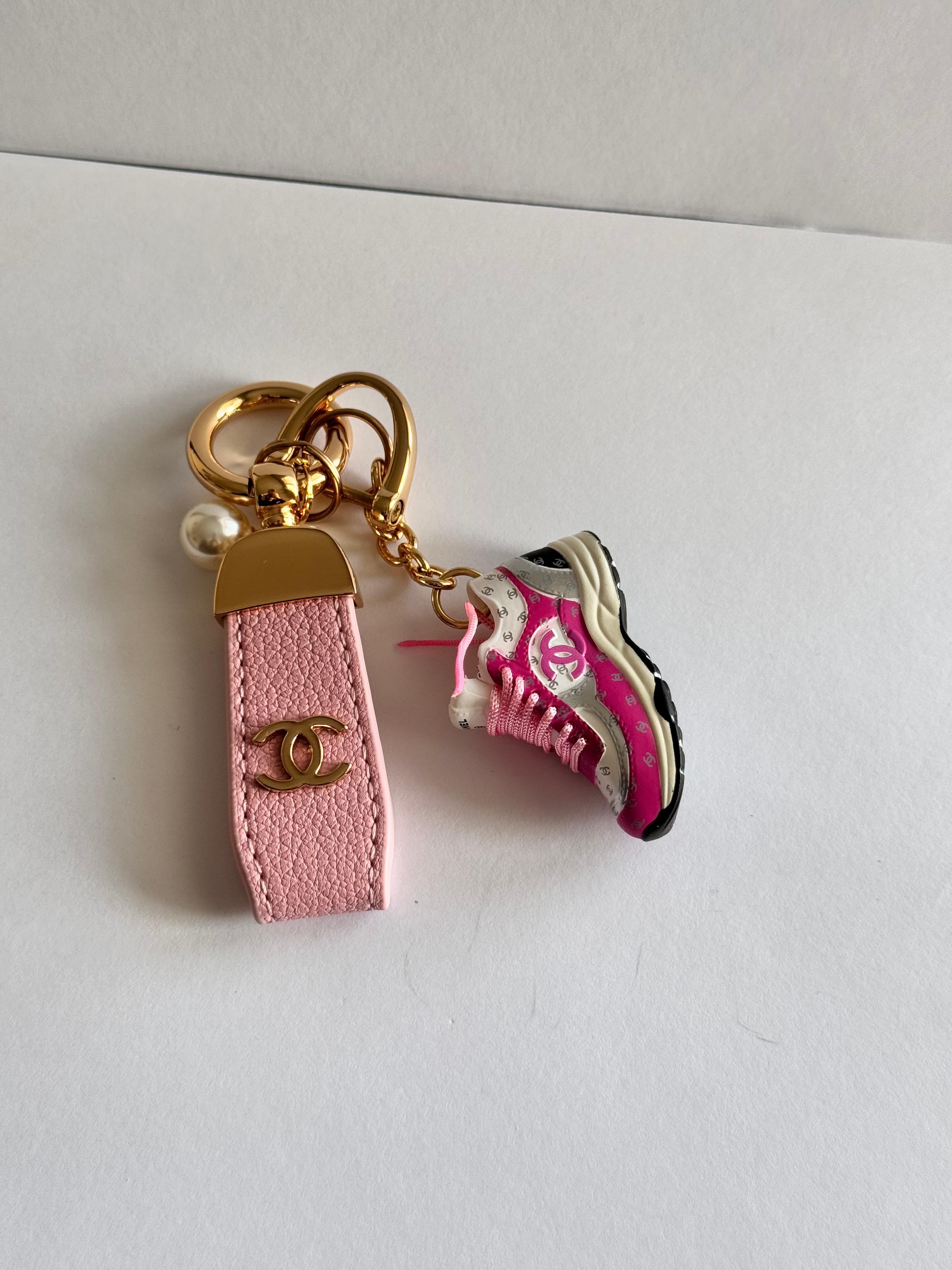 Chnl. Pembe NO:2 Bag Charm