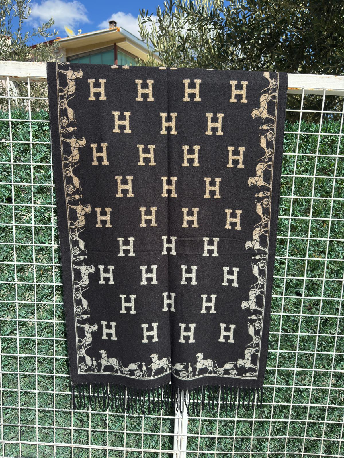 H Carriage Noir & Beige Kaşmir & İpek Şal