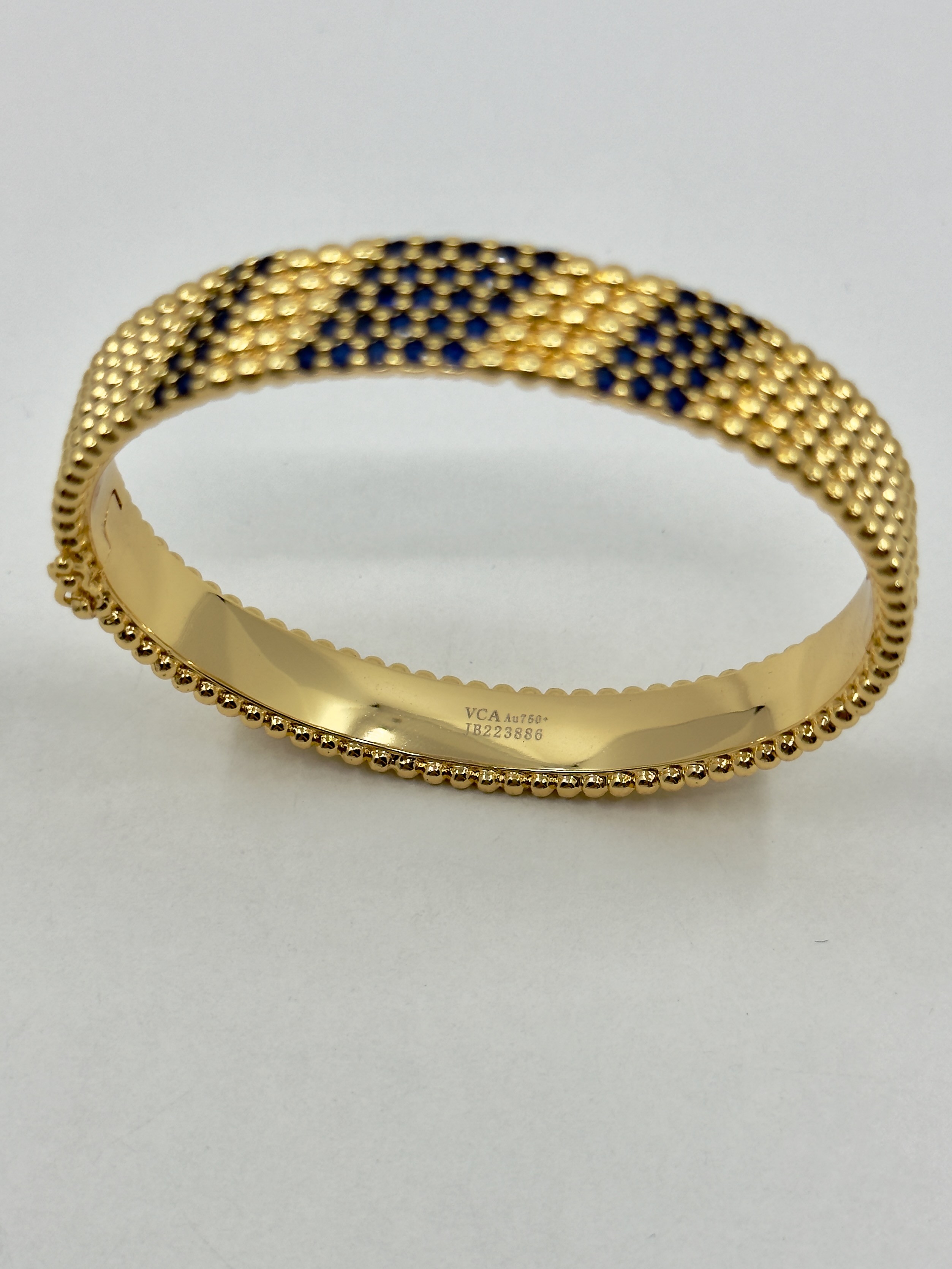 VCA. Perle Gold Siyah Taş Detaylı Bileklik