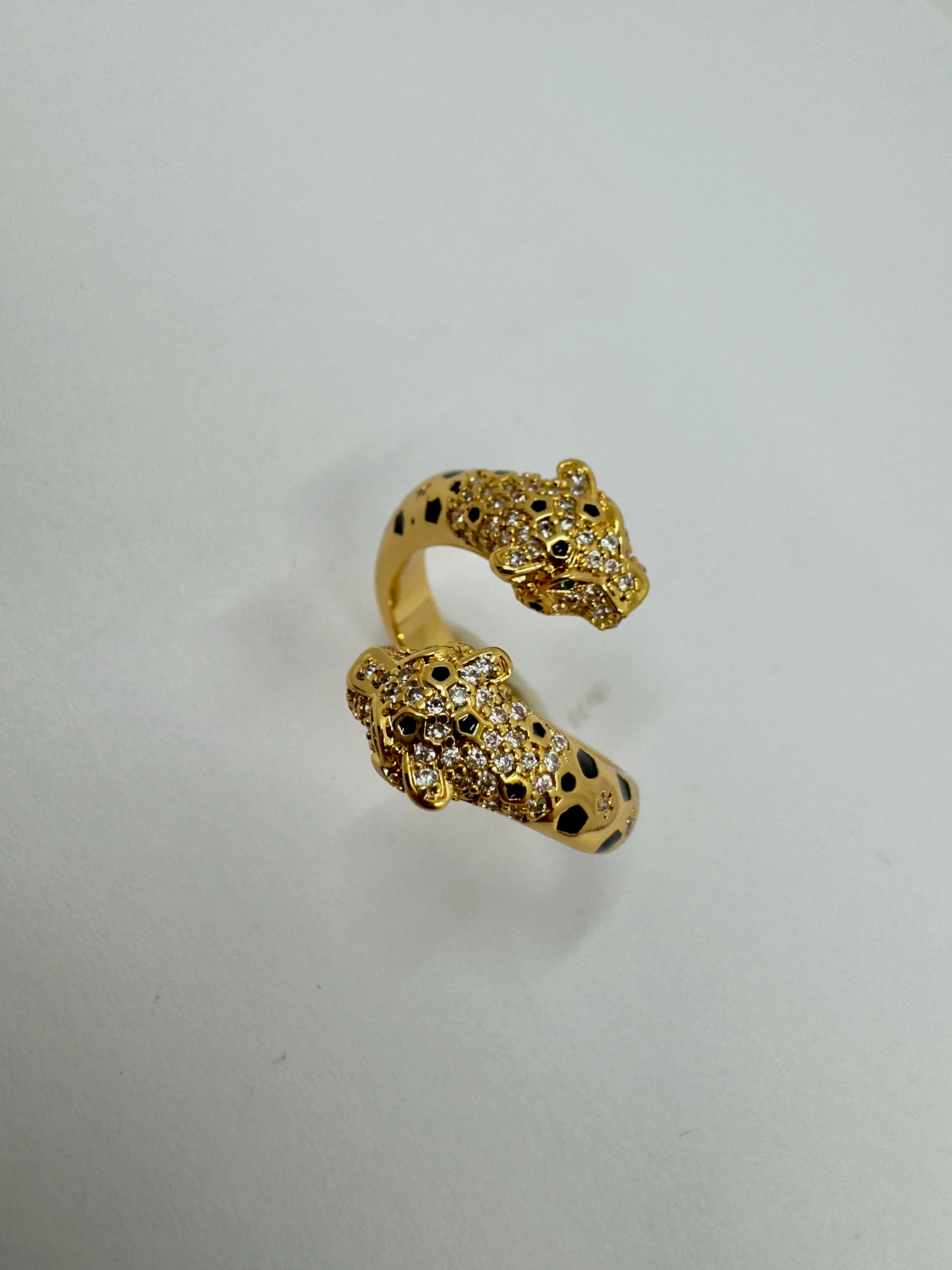 Ayarlanabilir Gold Pantere Paved Yüzük