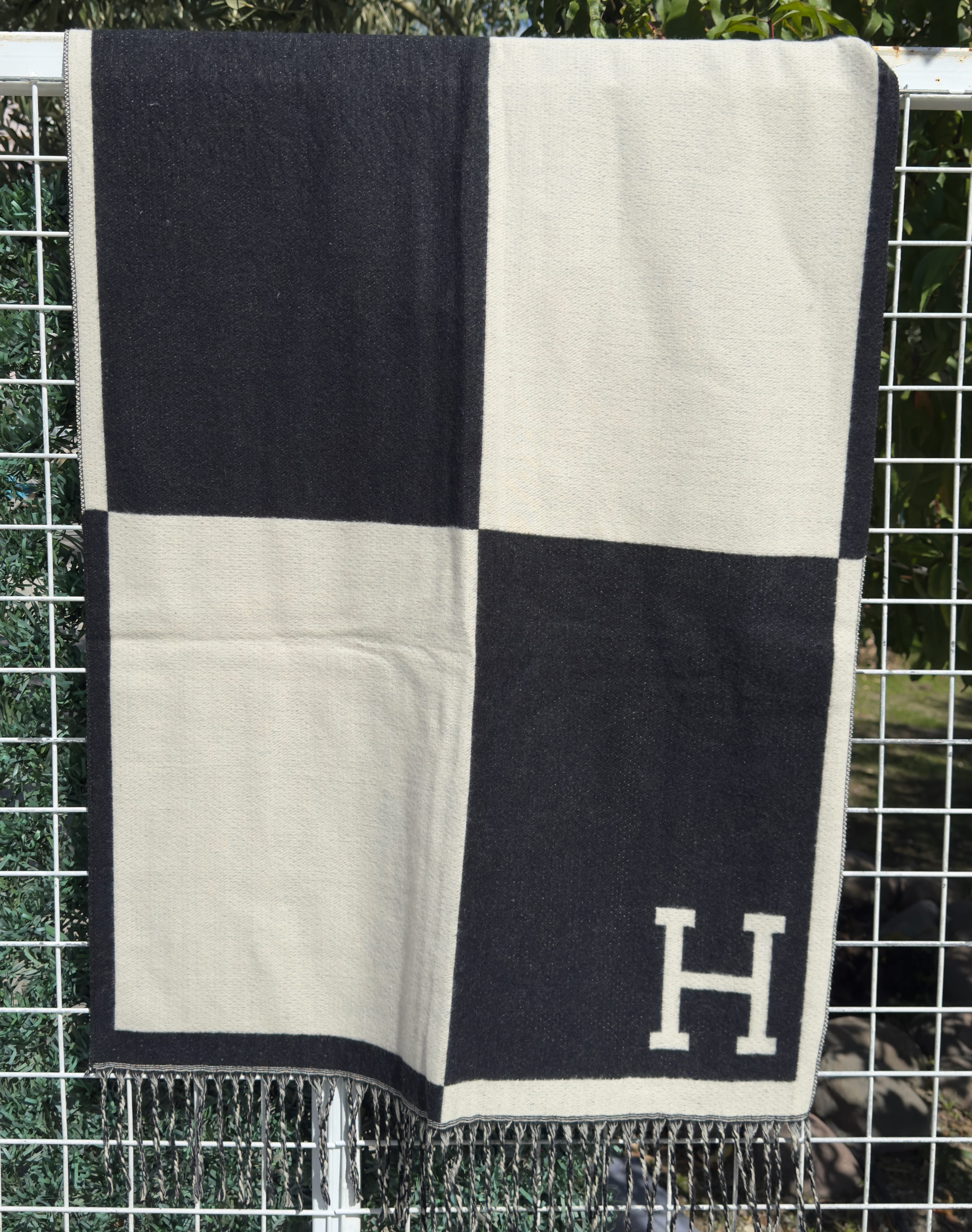 H Plaid Noir & Écru Kaşmir & İpek Şal