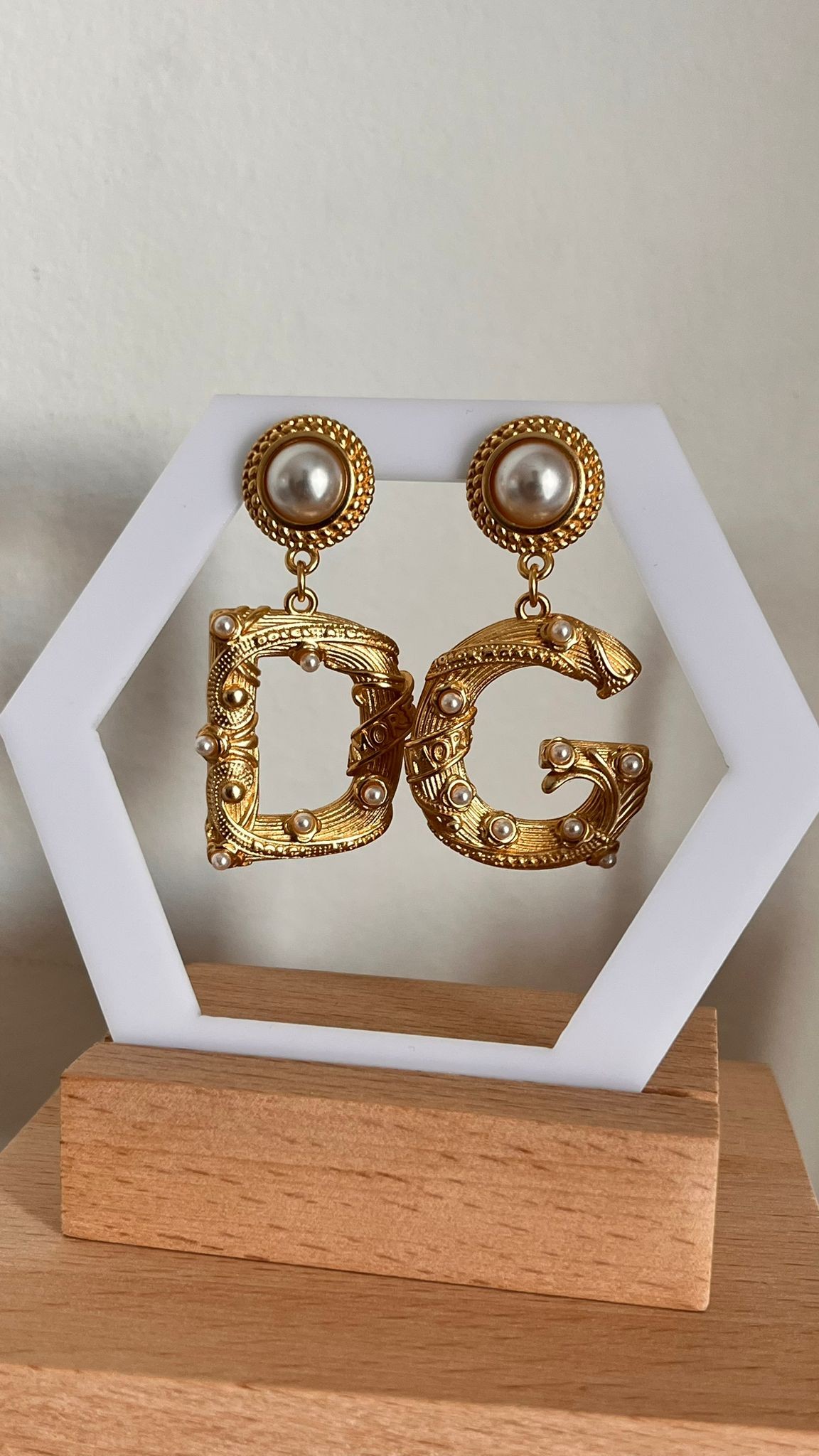 DolceG. Amore Gold İnci Detaylı Küpe