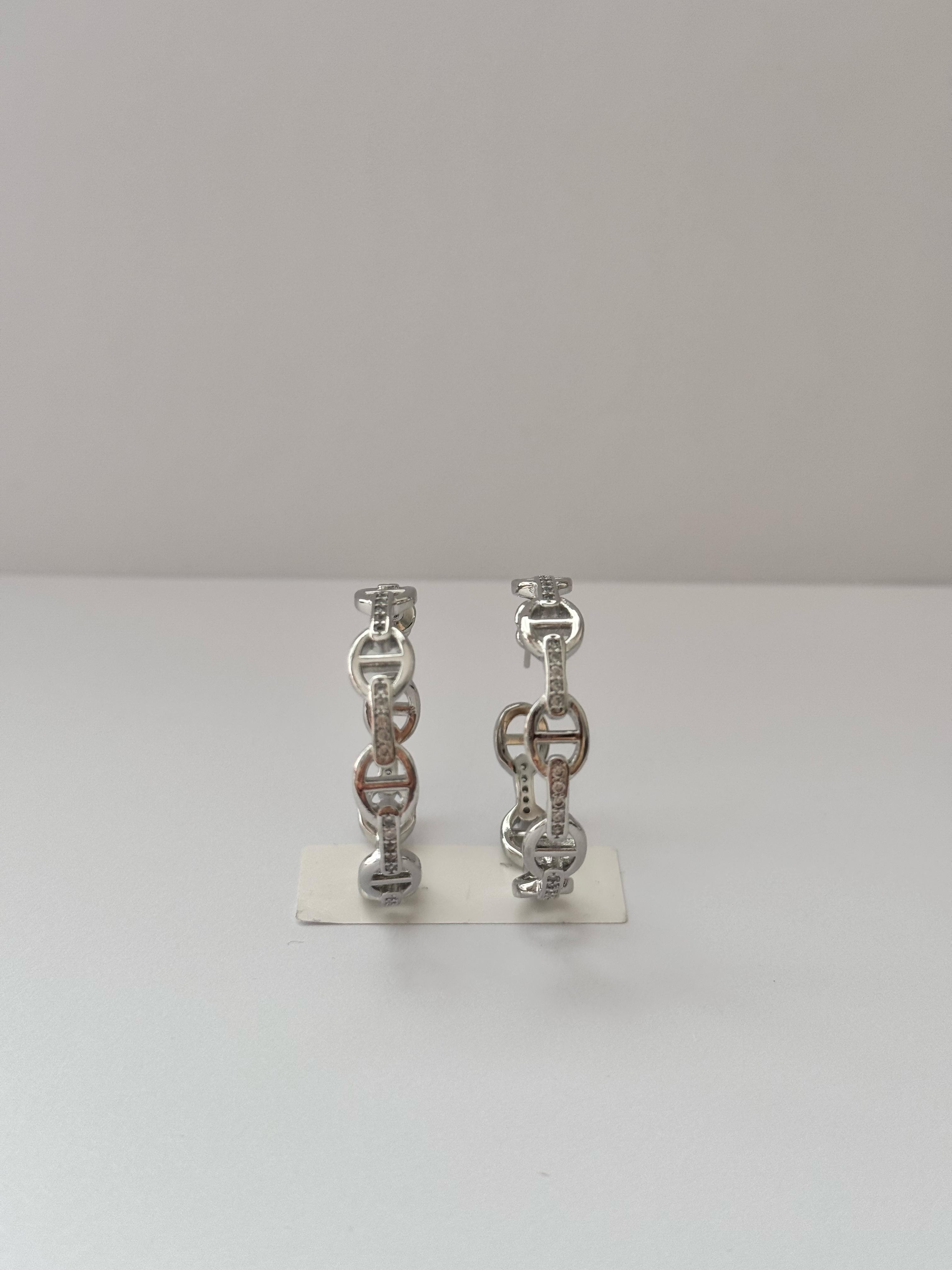 Hrms. Taşlı Silver Halka Küpe