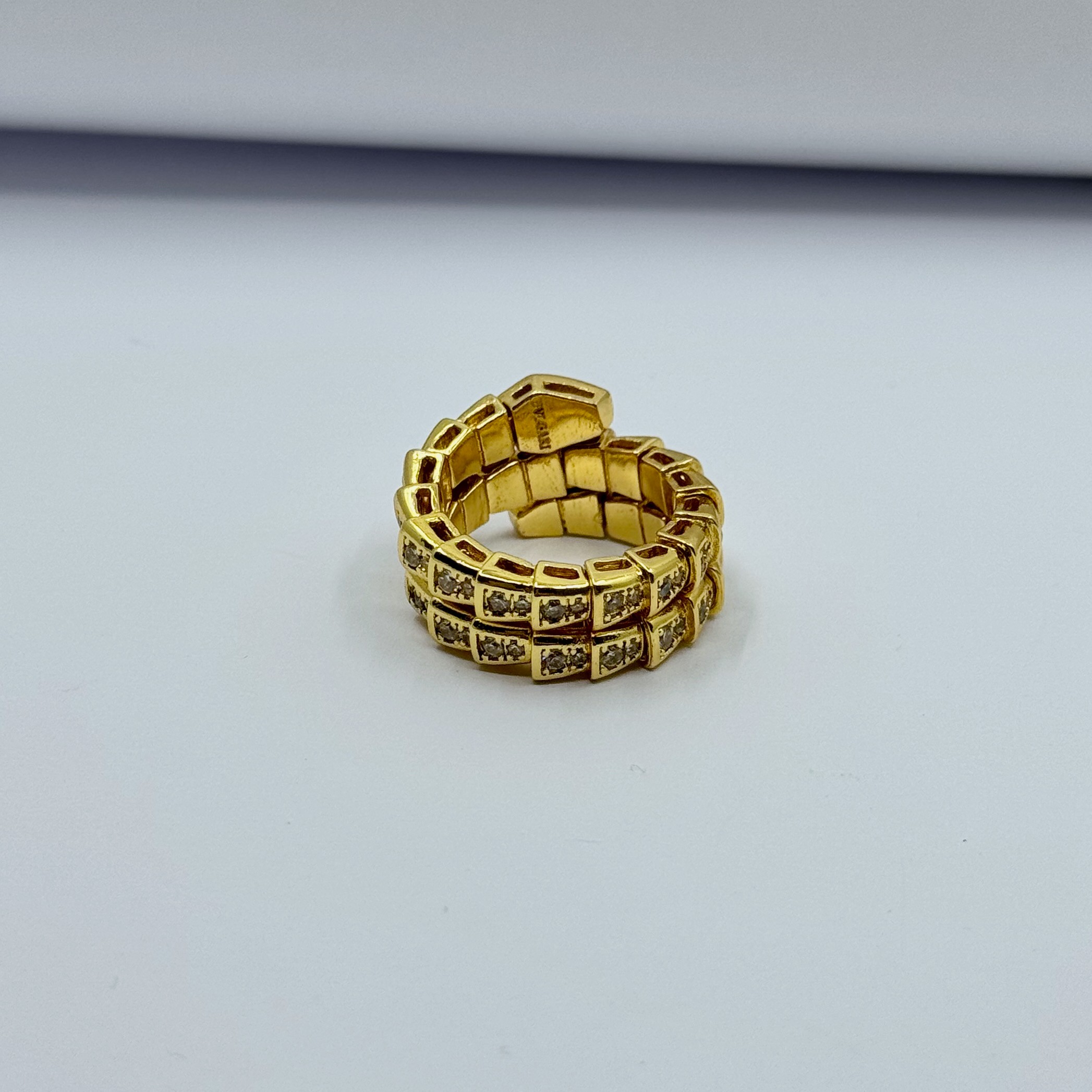Gold Double Row M Size Serpenti Yüzük