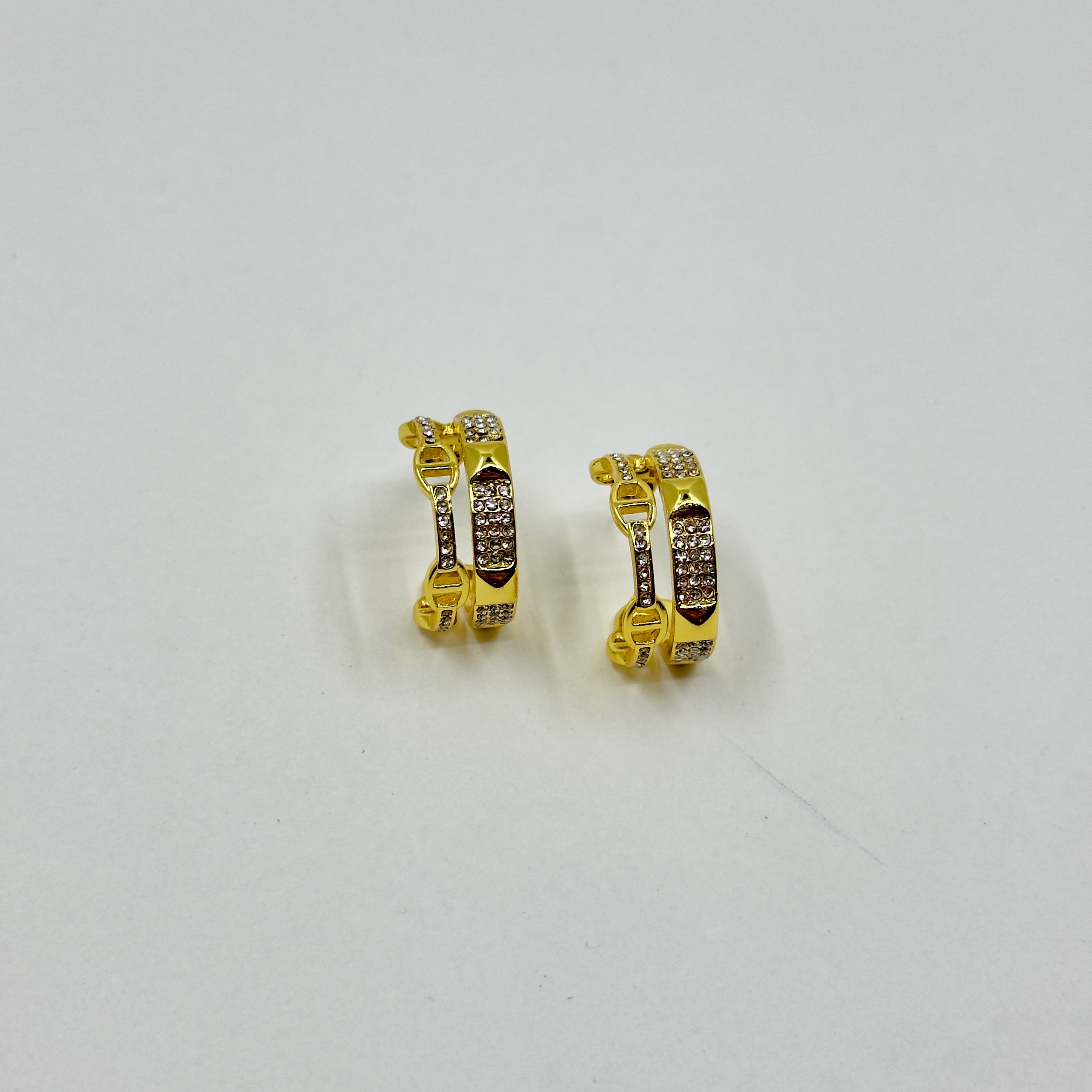Hrms. Gold Chain Lock Küpe