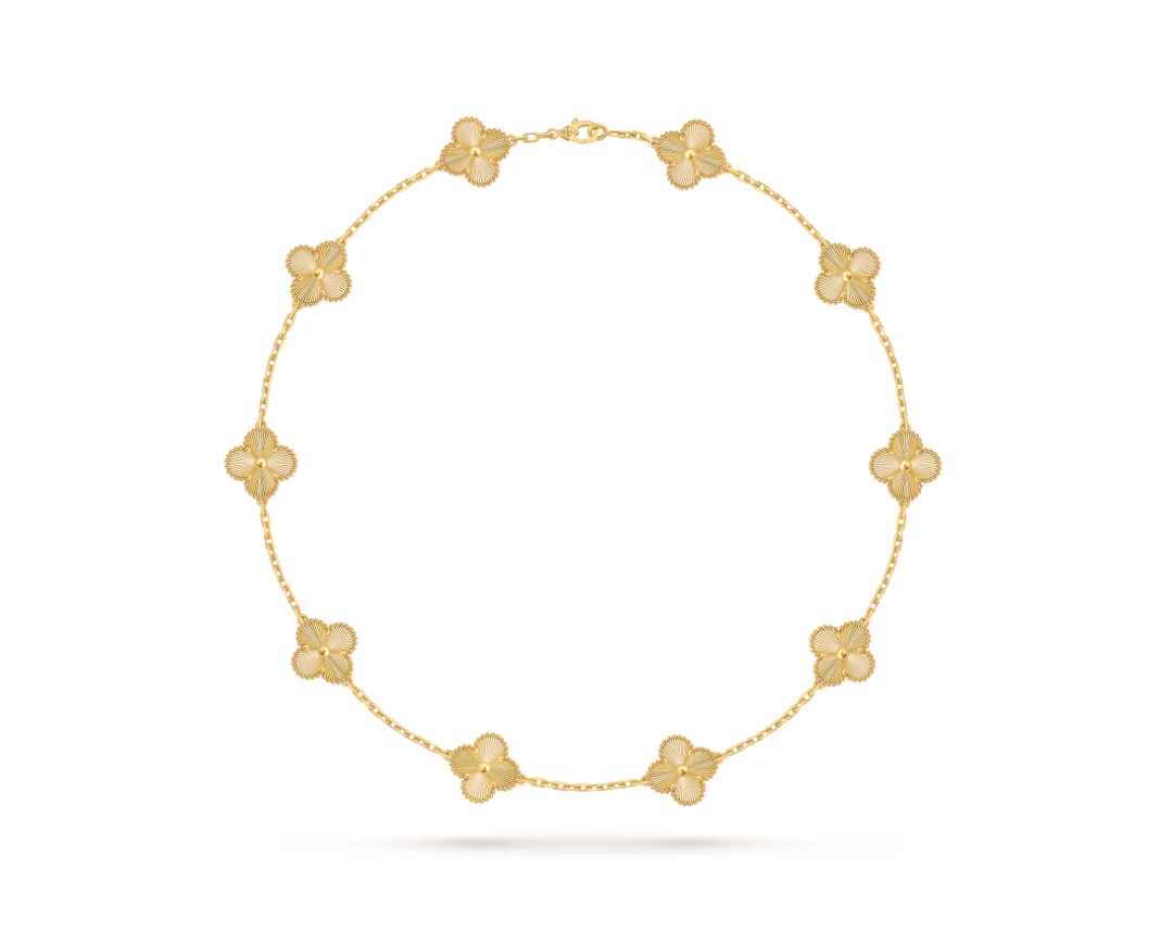 10 Yonca Full Gold Kolye