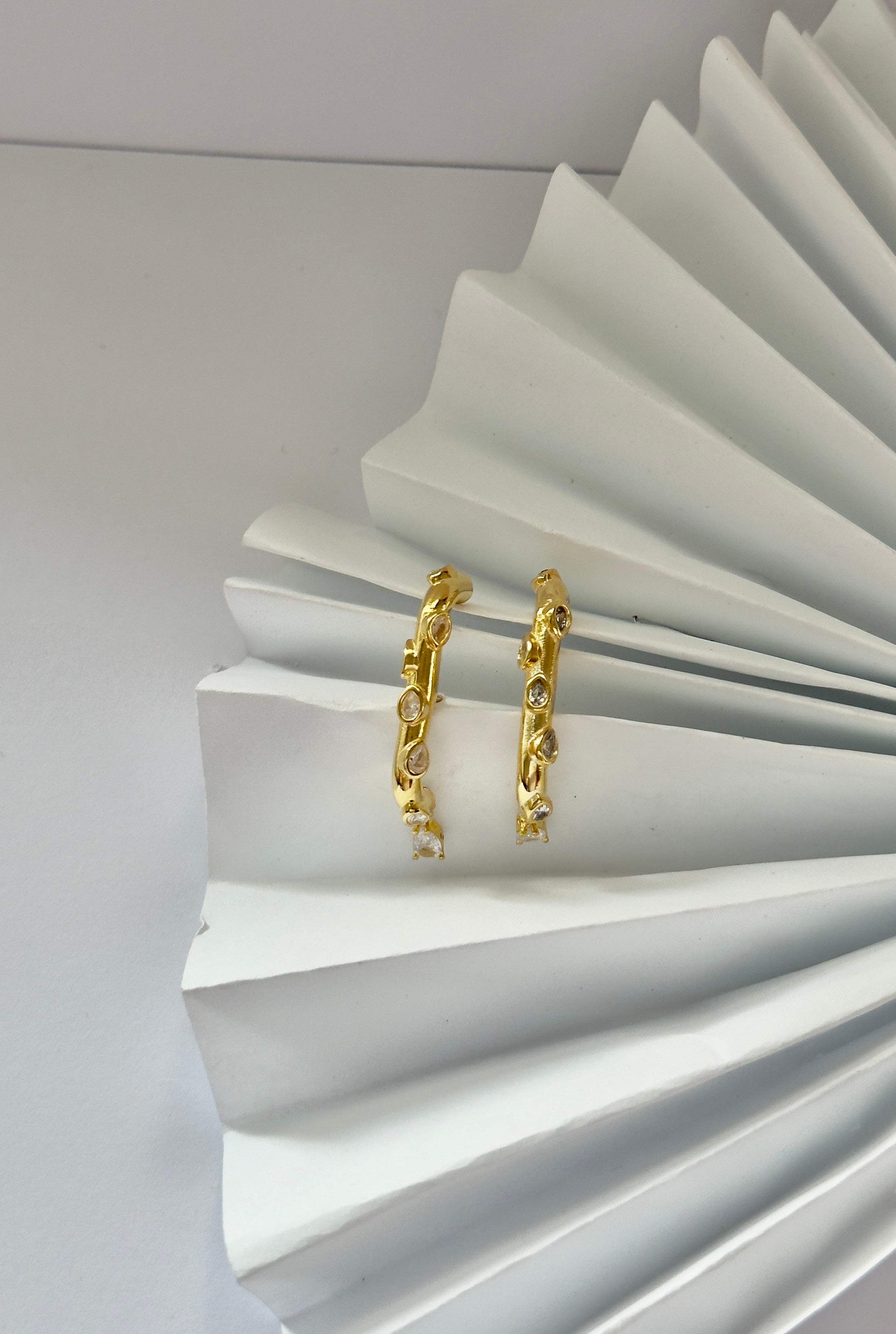 Casual. Gold Elegance Küpe