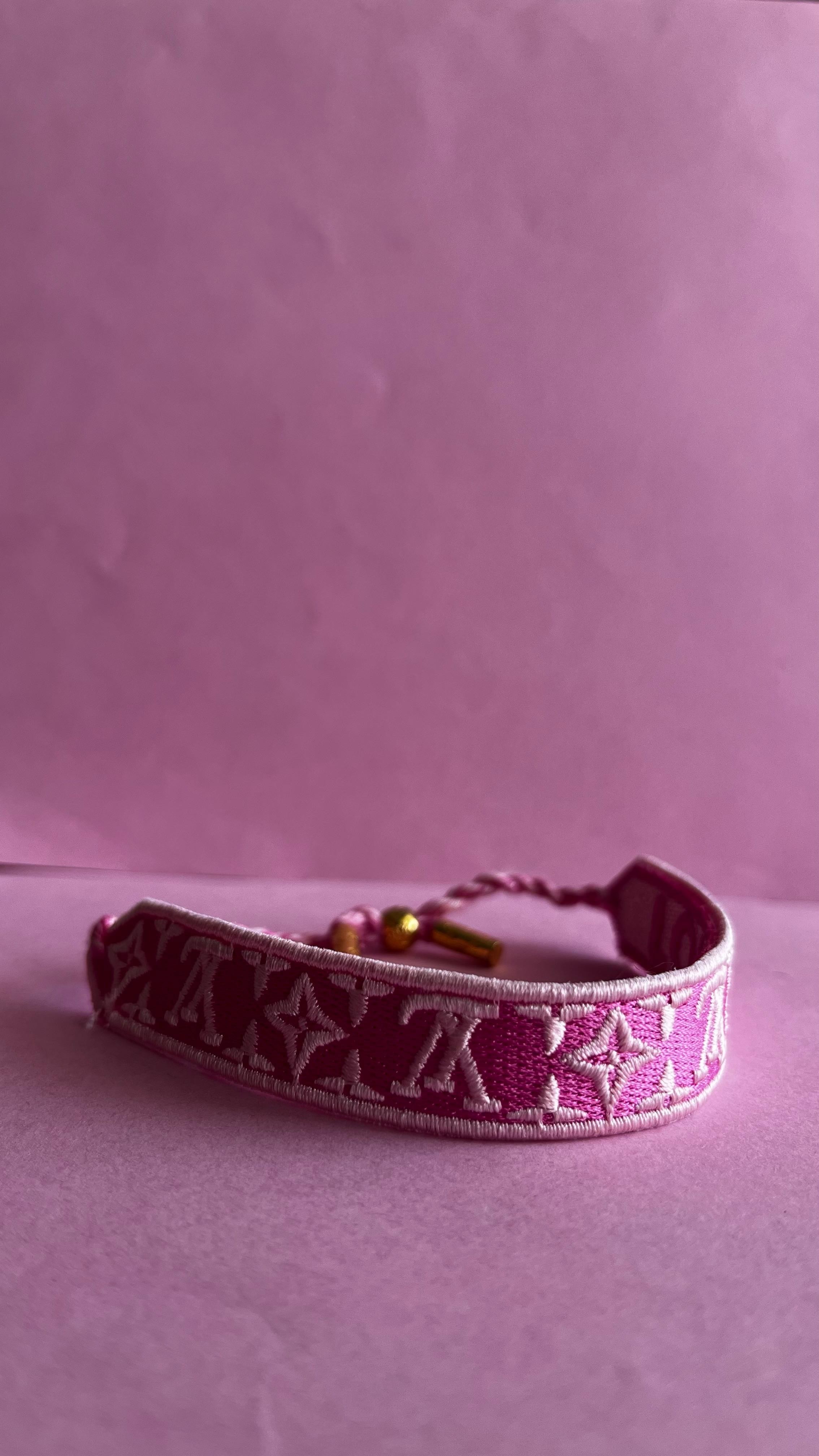 L.V. Pembe Çift Taraflı Bileklik