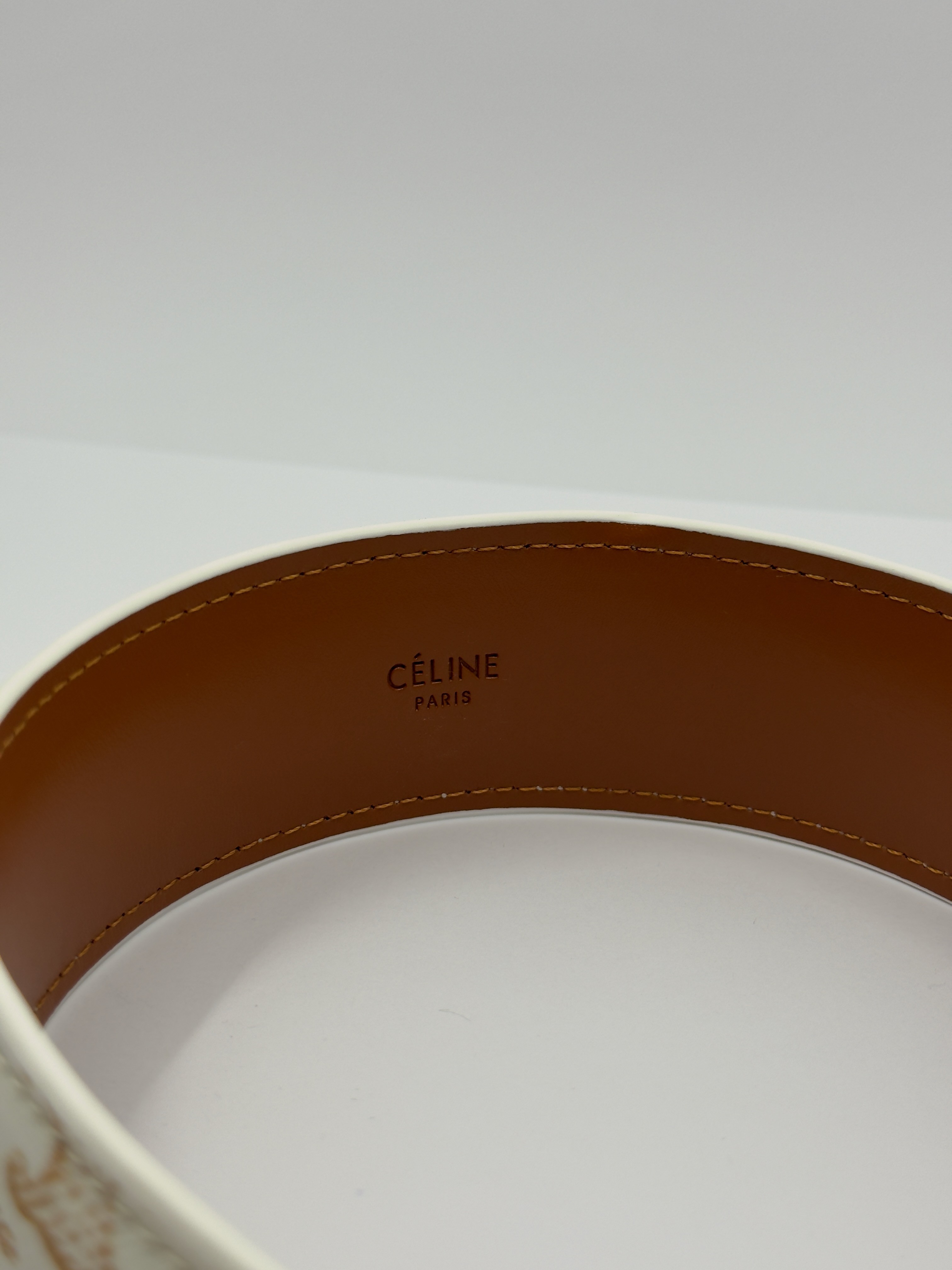 Clne. Triomphe Canvas Taç