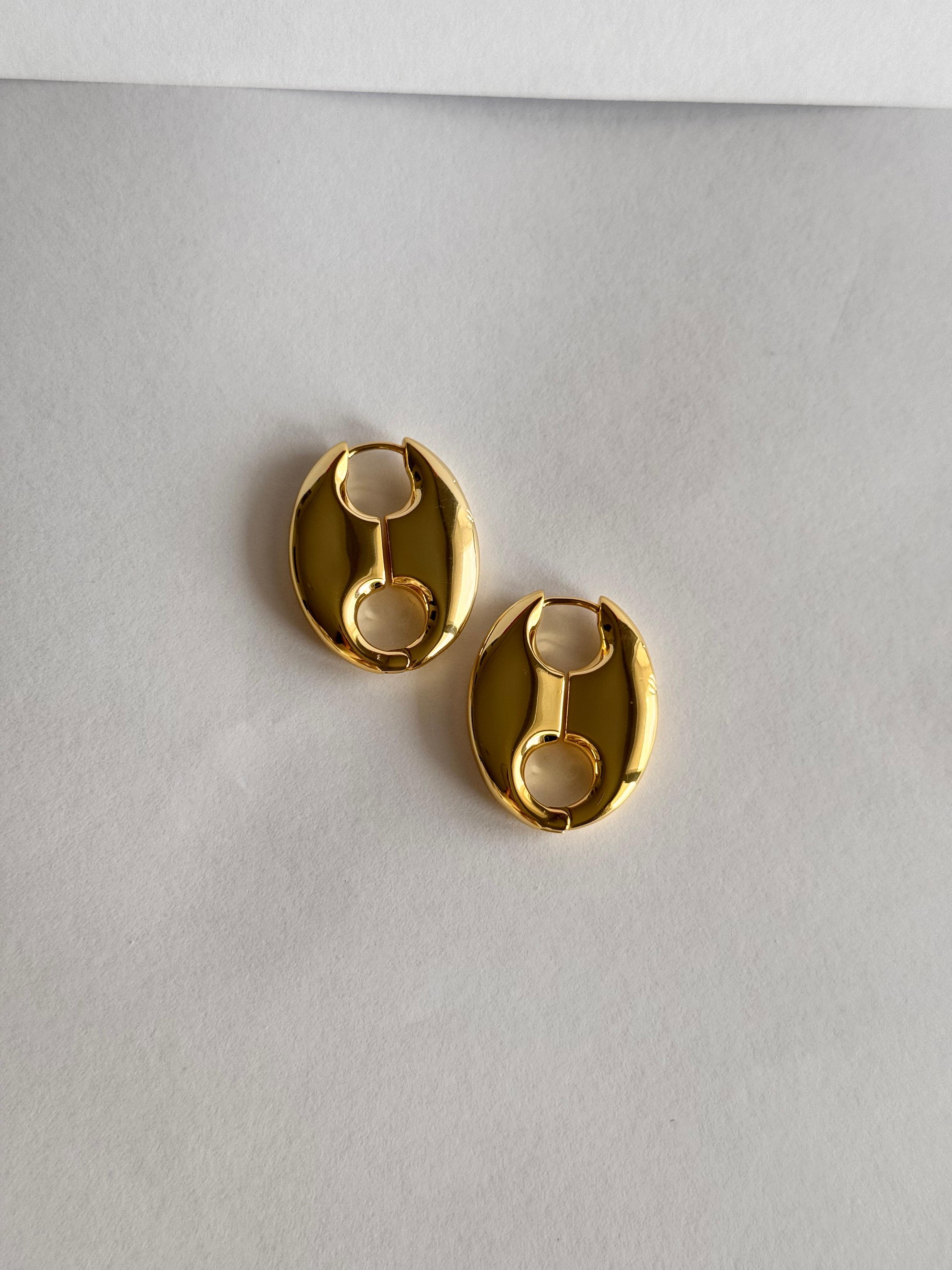 Gcci. Gold Hoop Küpe