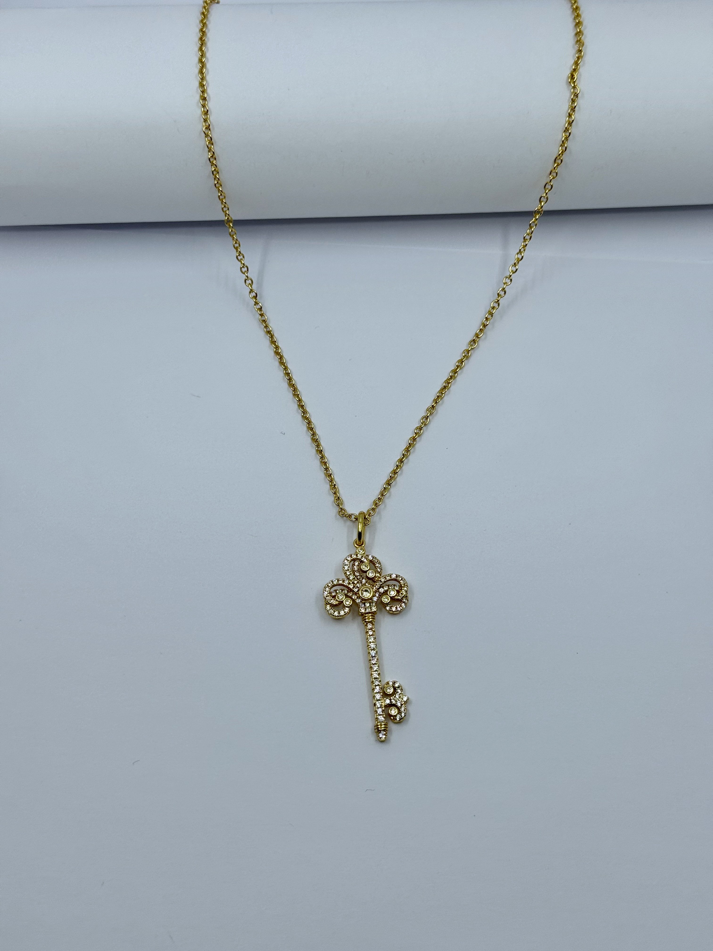 Fleur de Lys Kolye