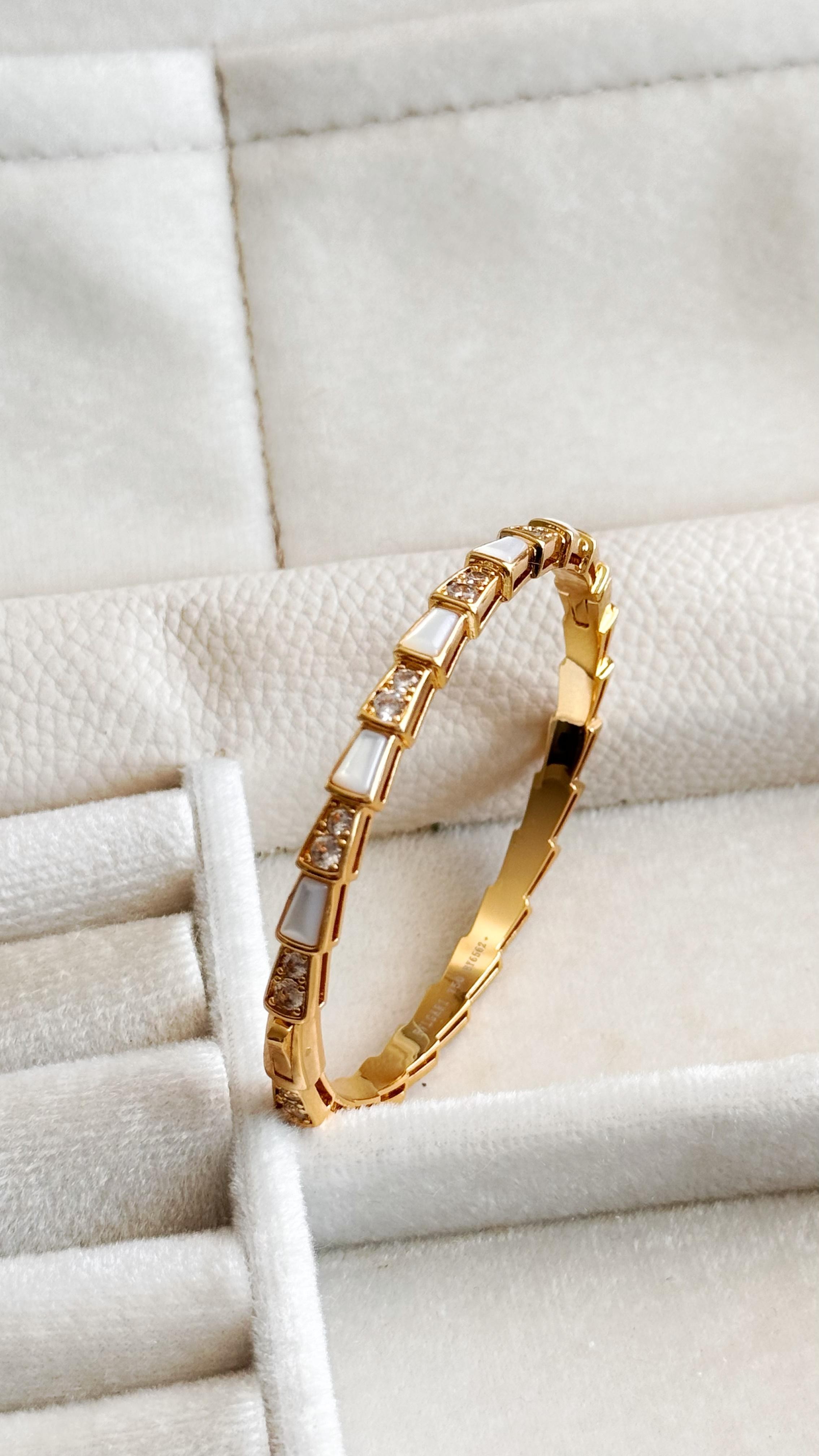 Bvl. Serpenti Sedef Detaylı Bilezik