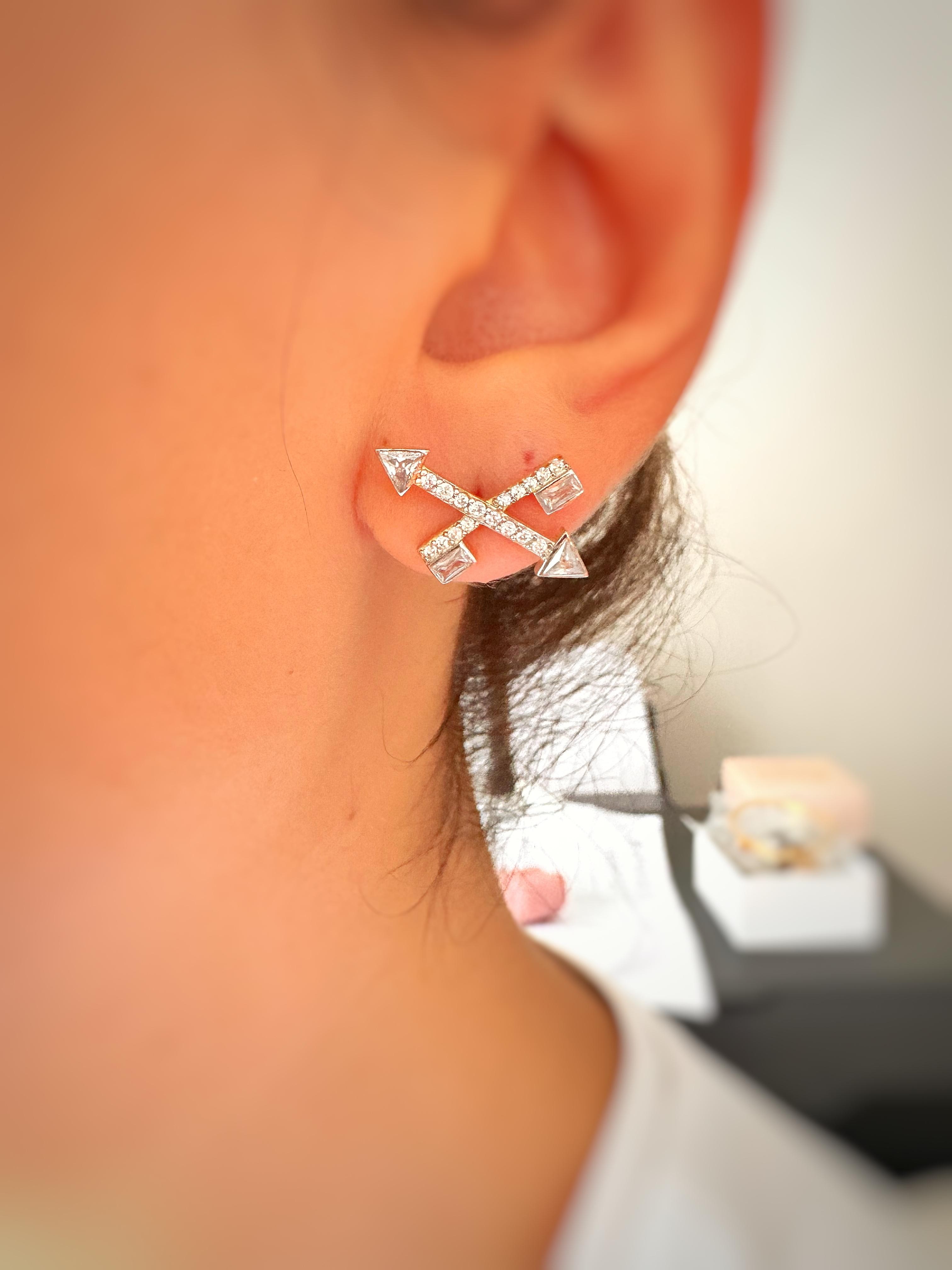 Casual. Gold Cross Küpe