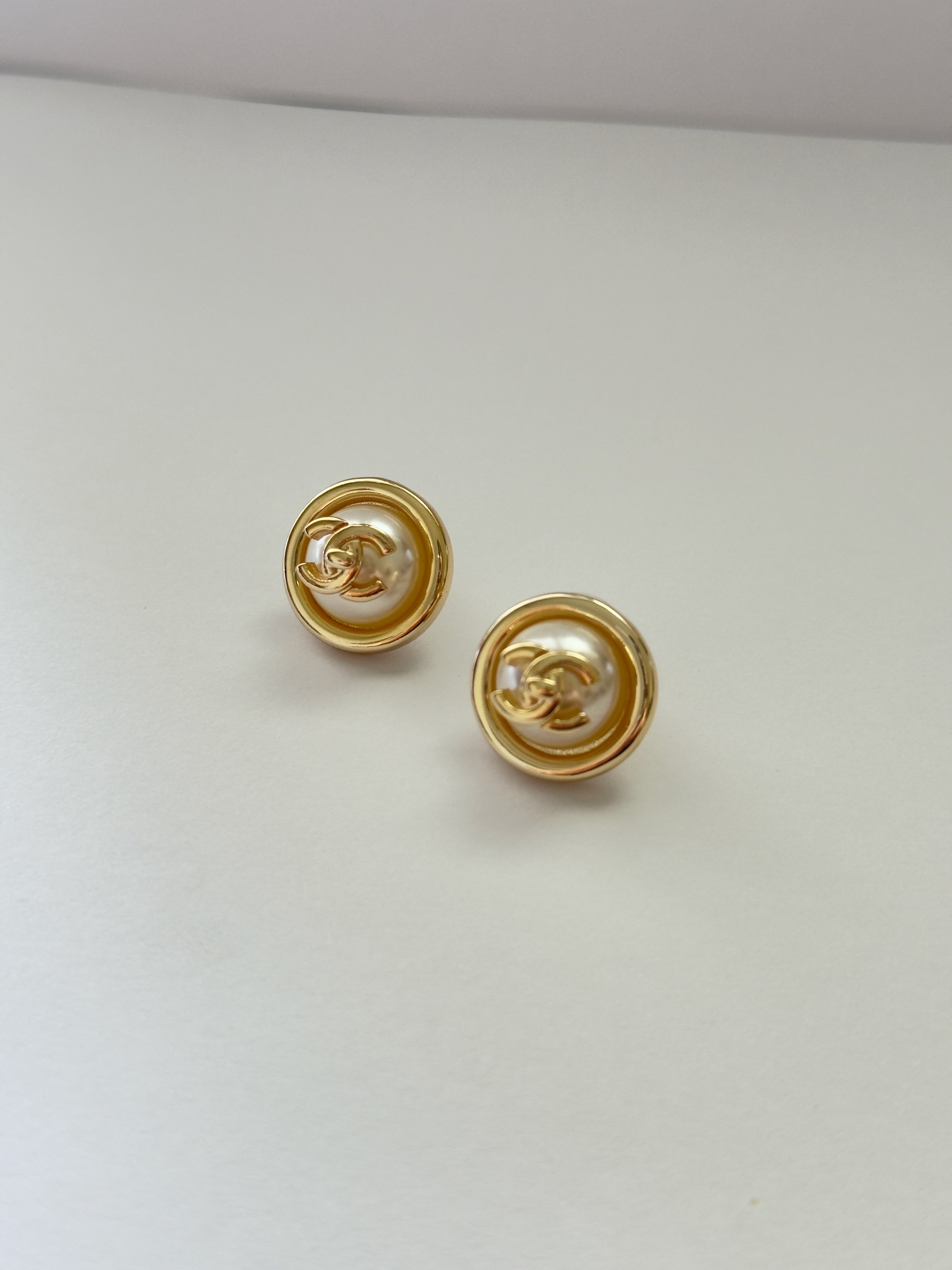 Chnl. Ekol Gold Küpe