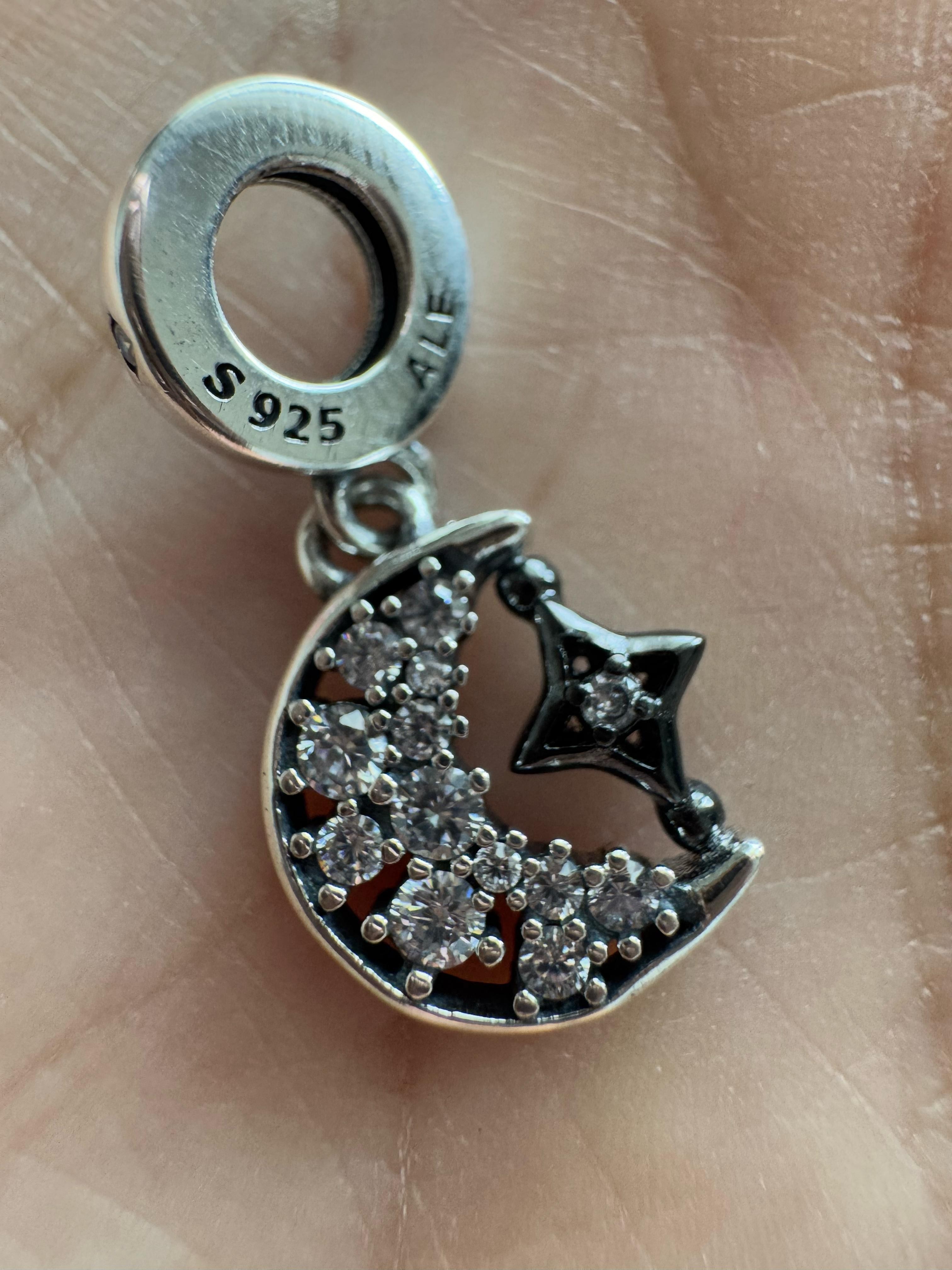 Ortası Dönebilen Ay Yıldız Charm