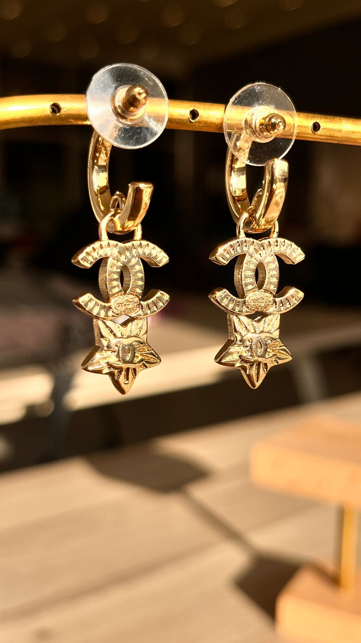 Chnl.Gold Taşlı Sedef Küpe