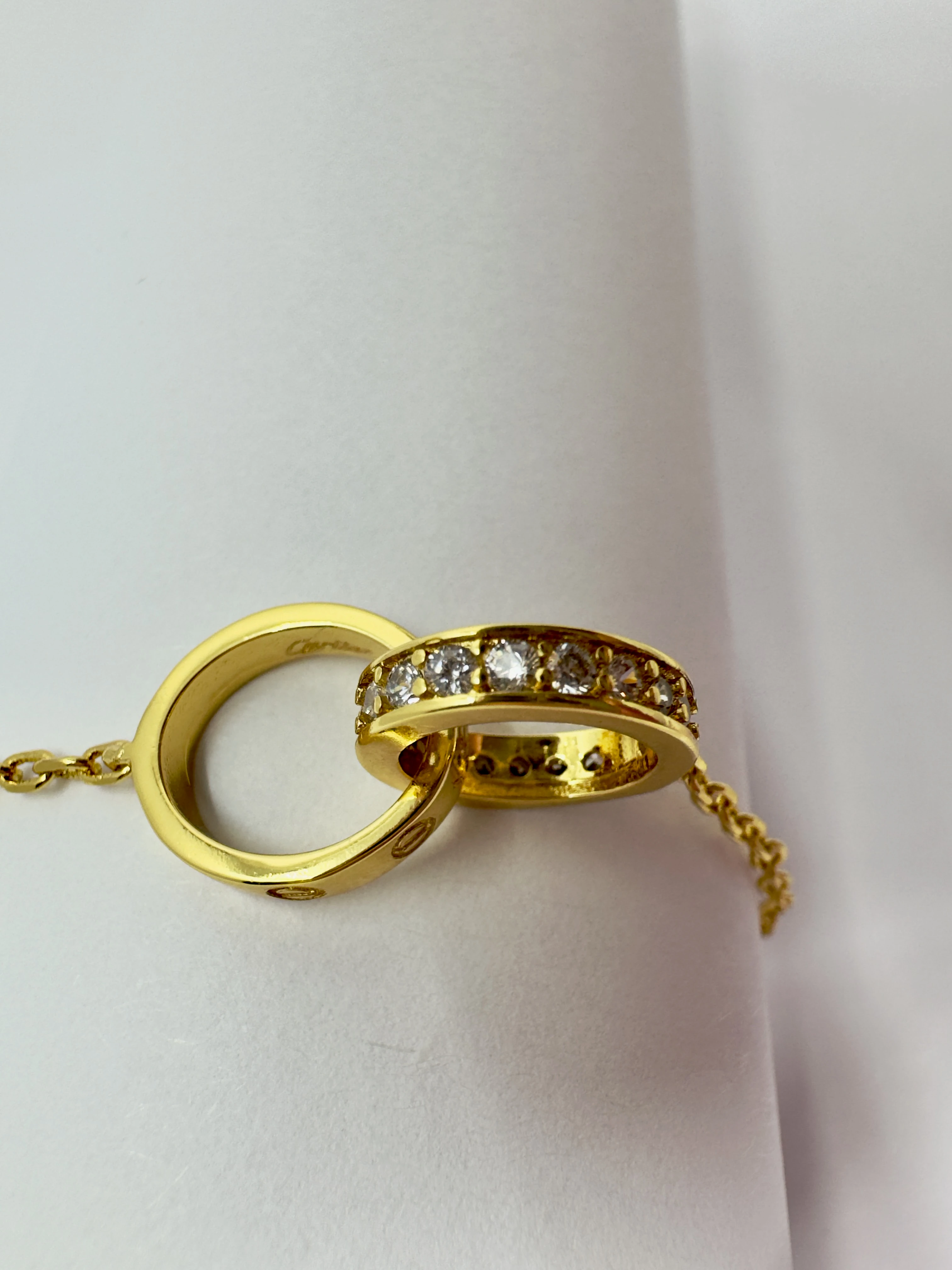 Yarı Pave Love Gold Bileklik