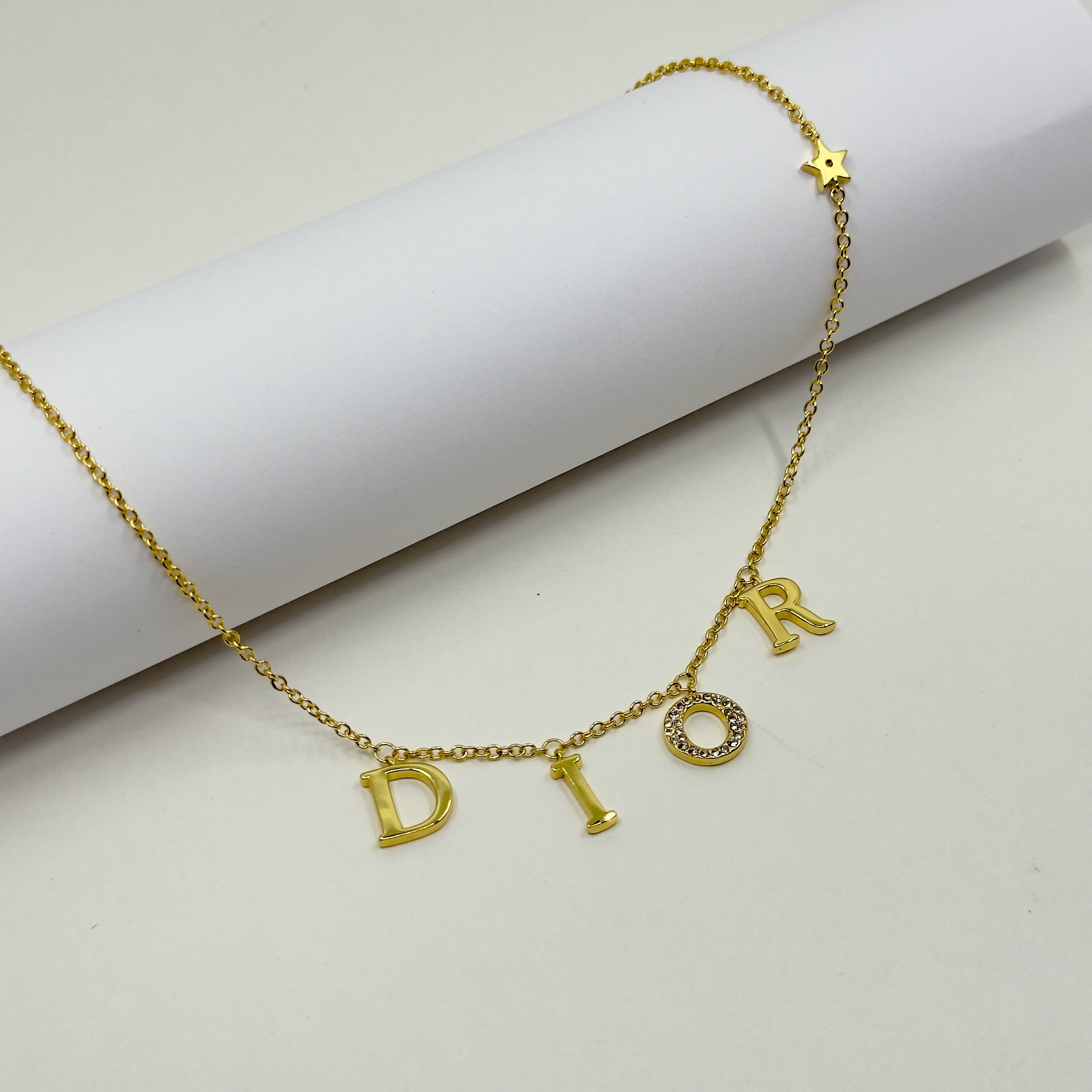 D*or. Revoltn Gold Kolye