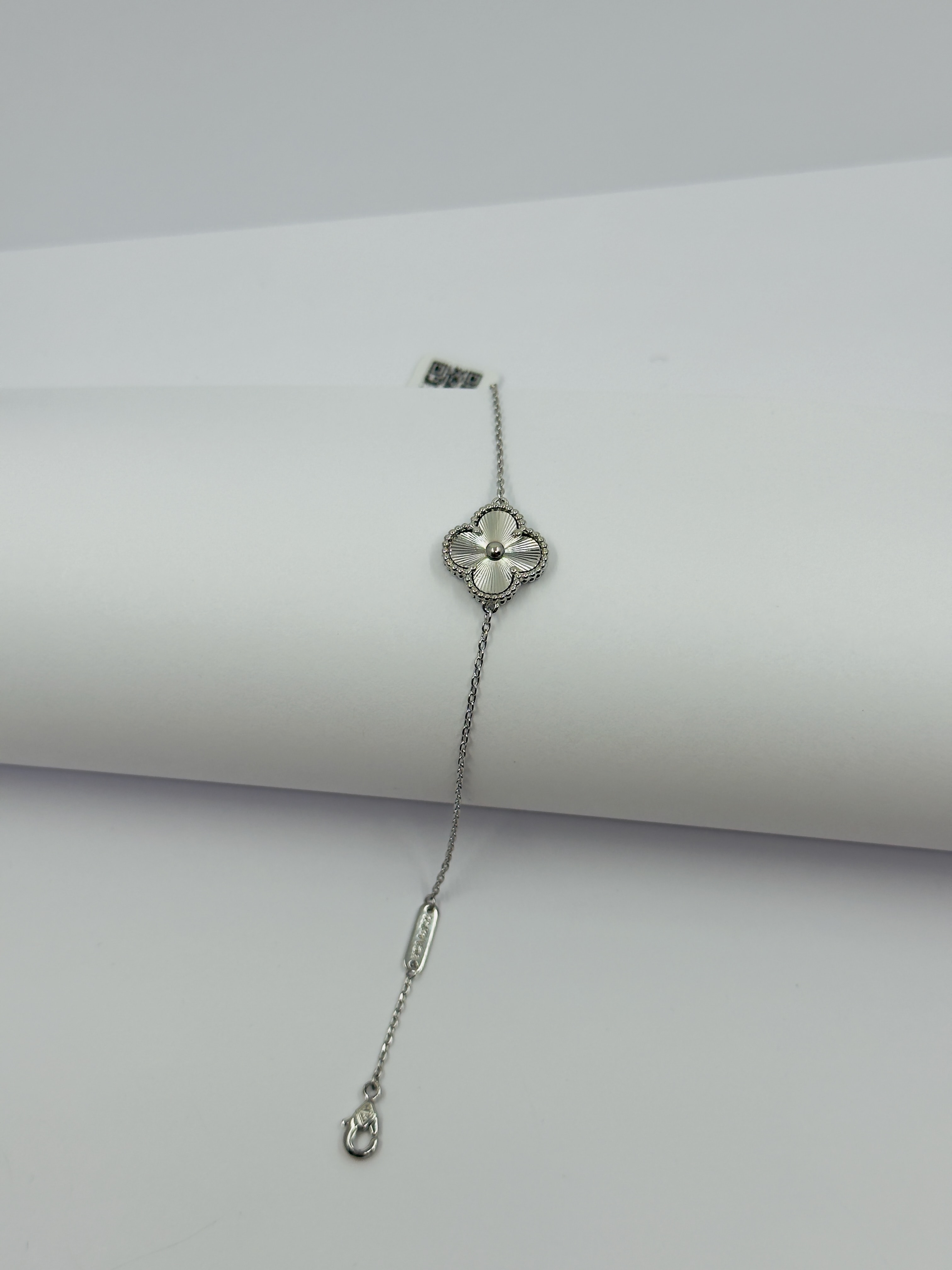 Tek Yonca Full Silver Bileklik