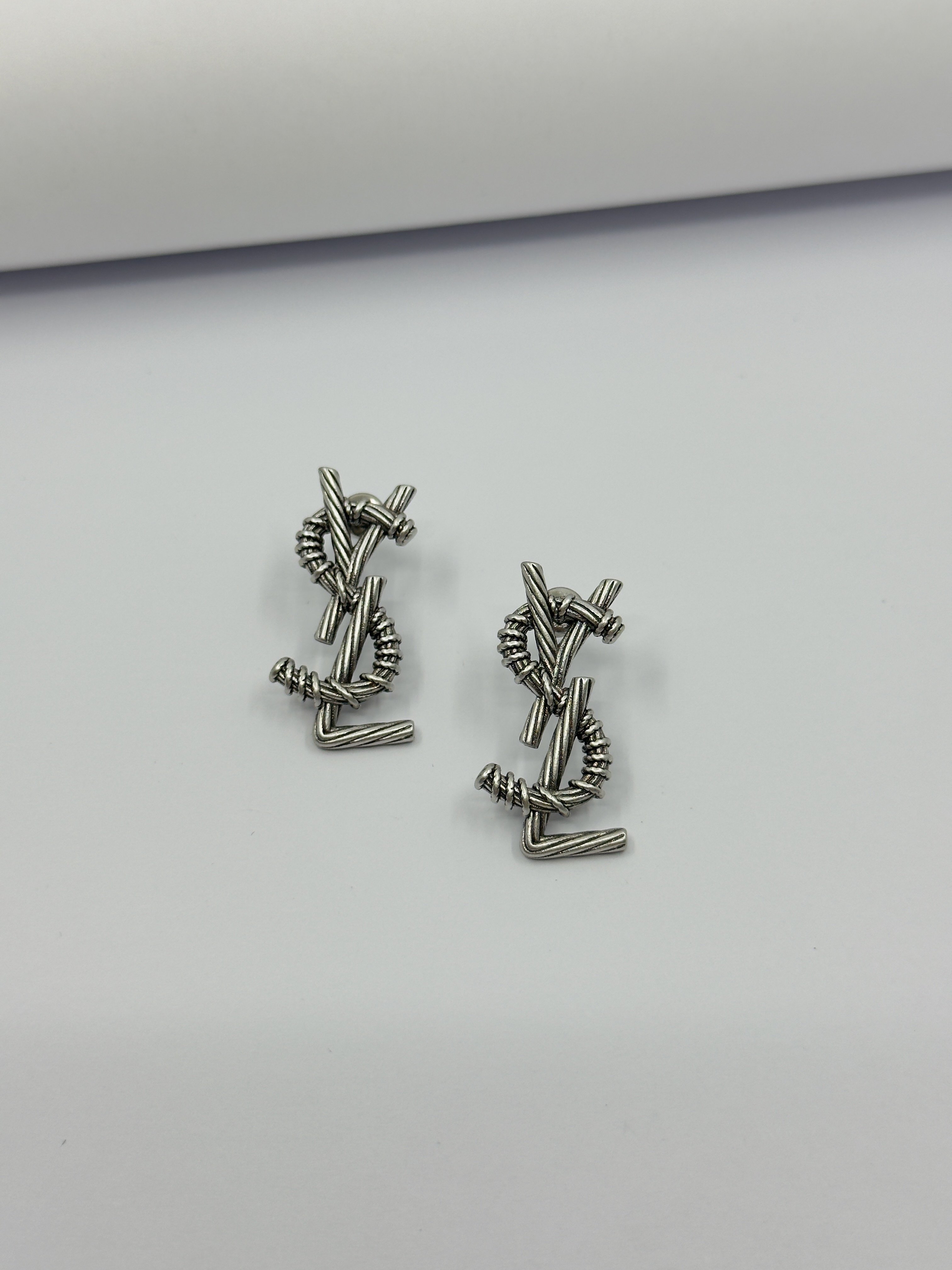 Silver Burgu Model Küpe
