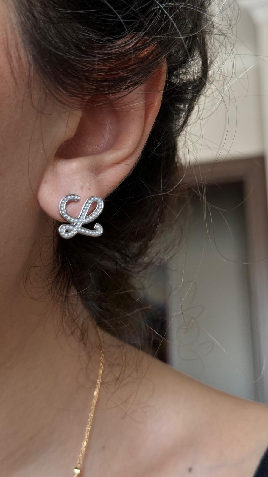 Lowe İnci Detay Silver Logo Küpe