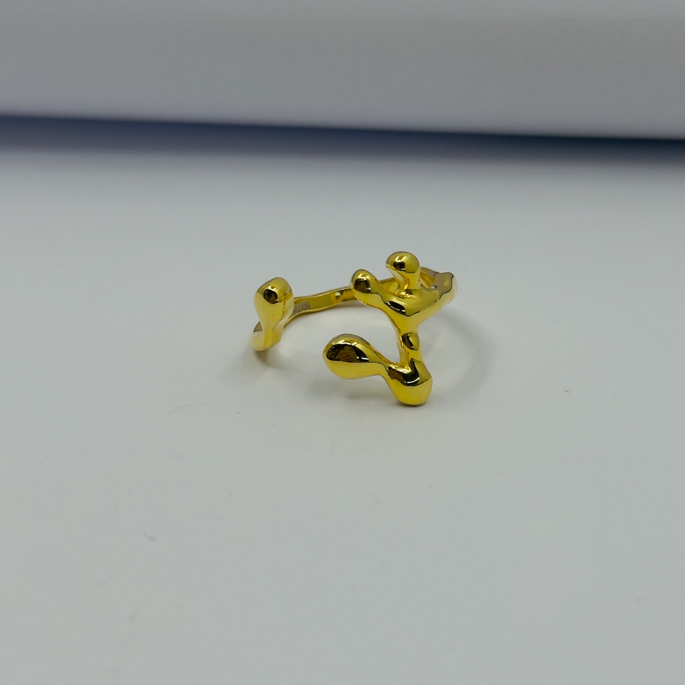 Casual. Gold Organik Form Yüzük