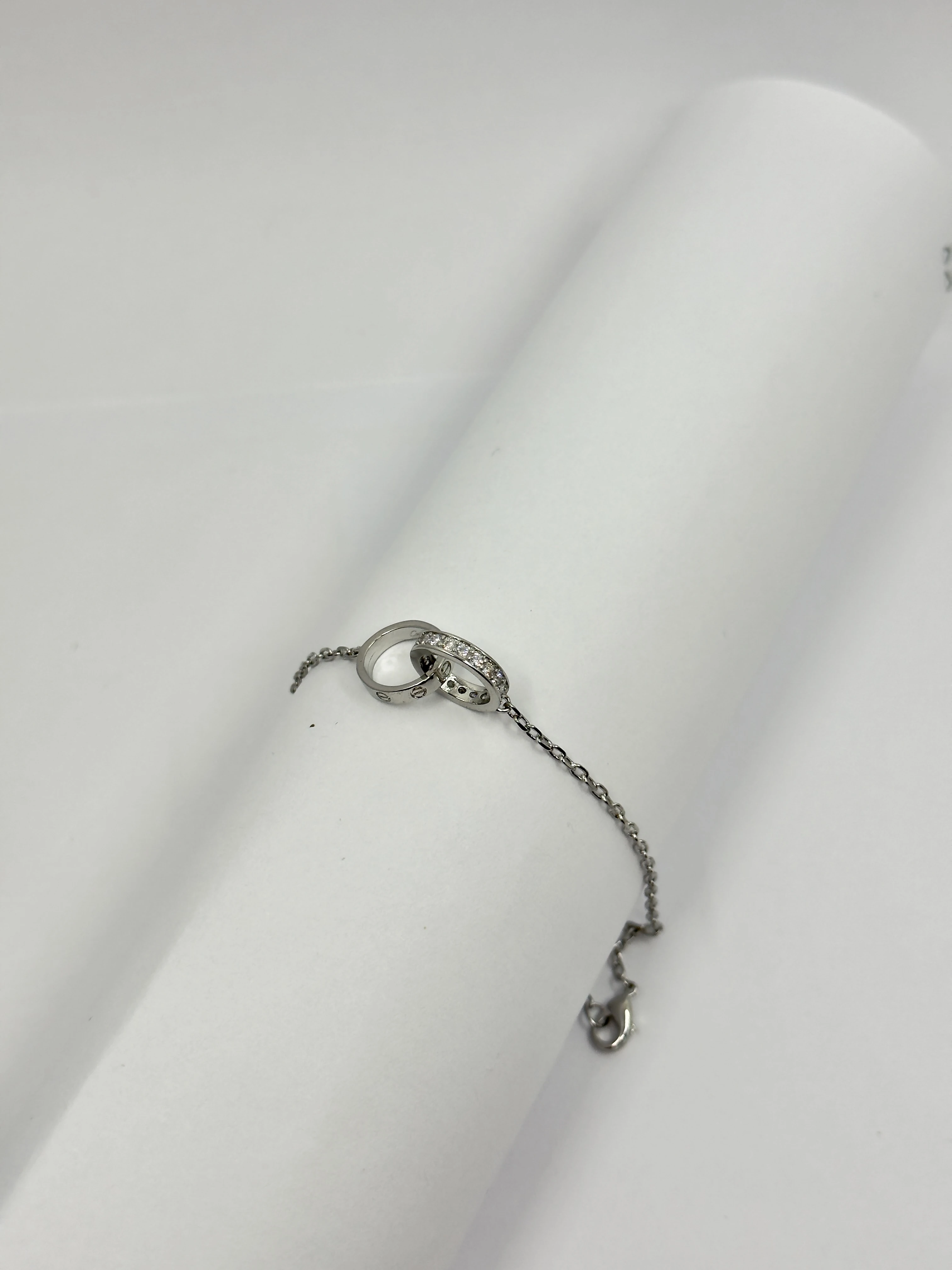 Yarı Pave Love Silver Bileklik