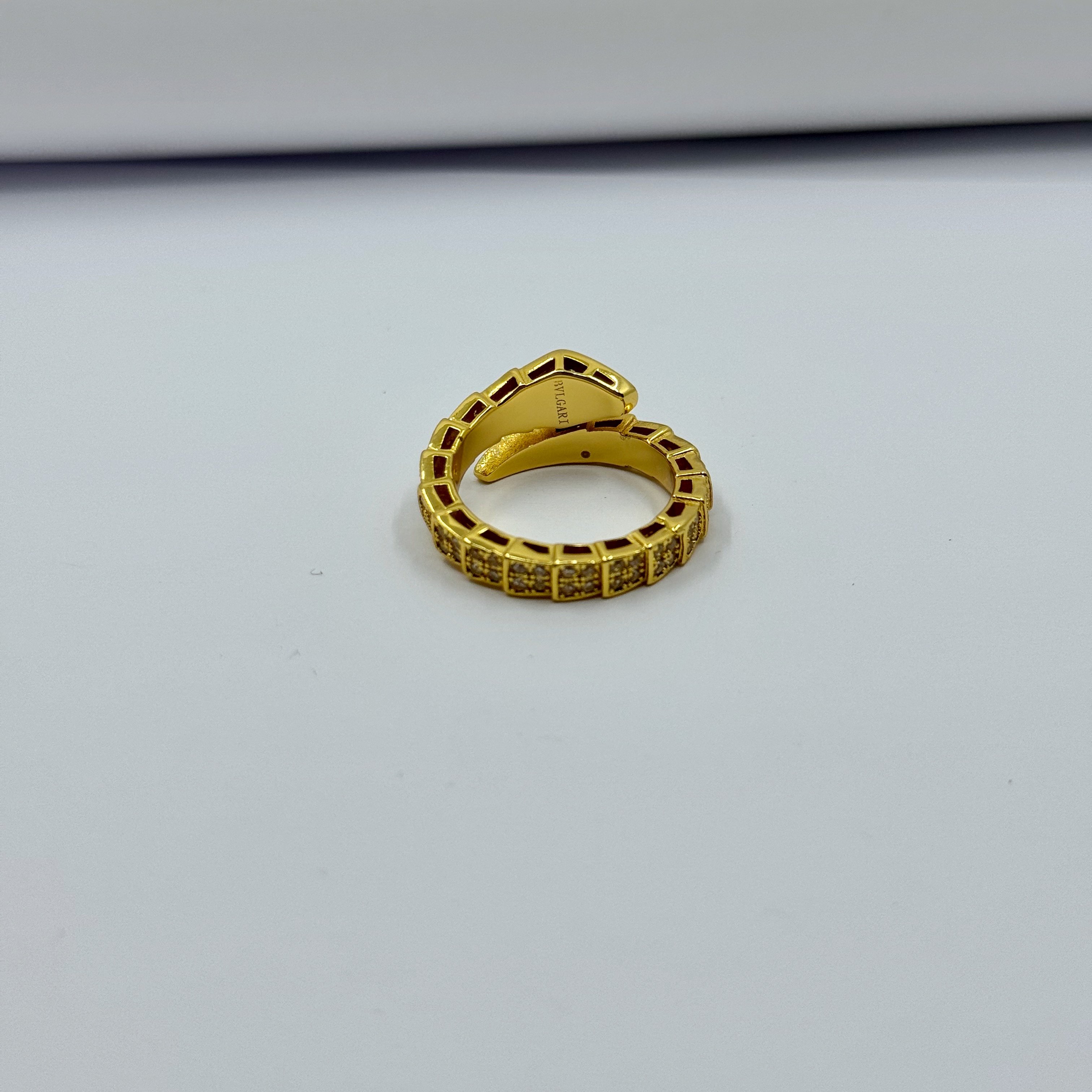 Gold Viper M Size Yüzük