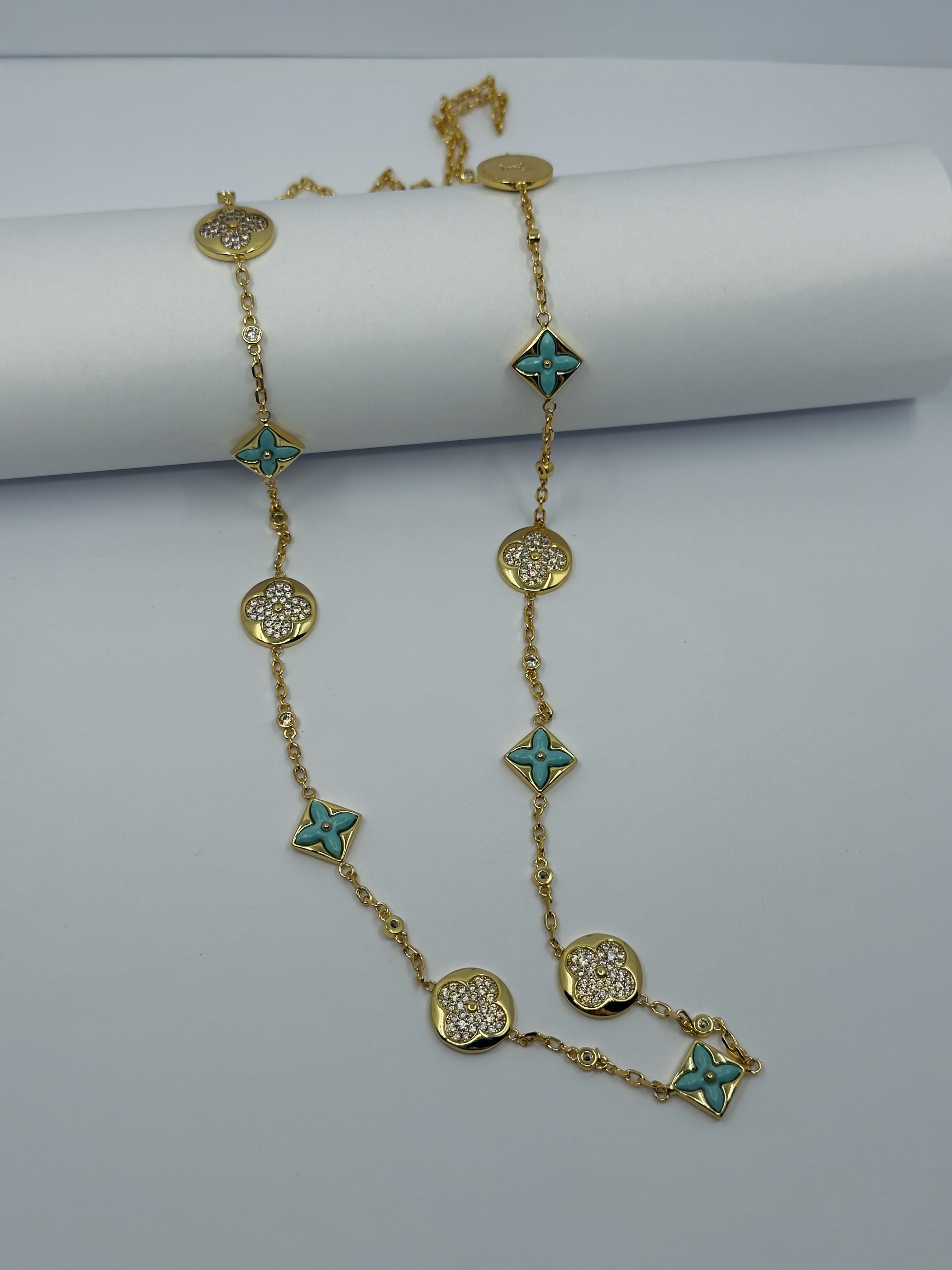 Gold Color Blossom Uzun Kolye