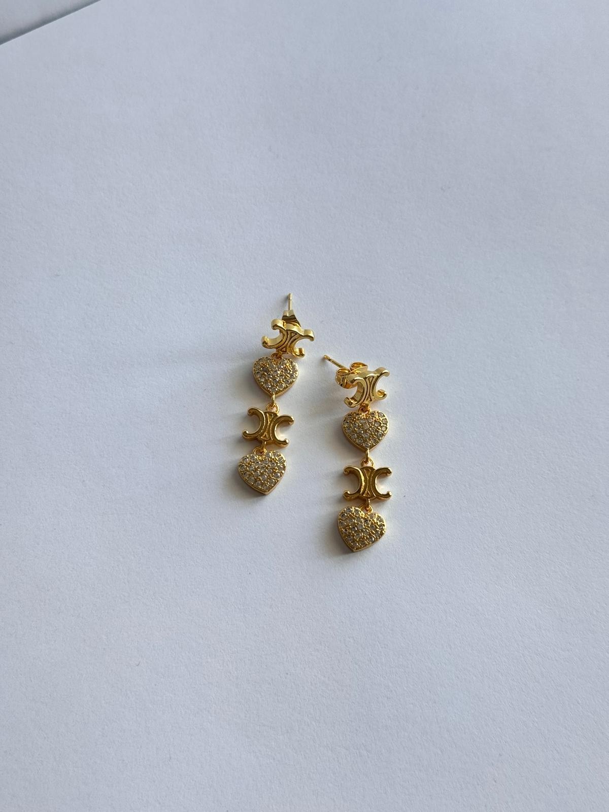 Clne. Gold Taşlı Sallantılı Küpe