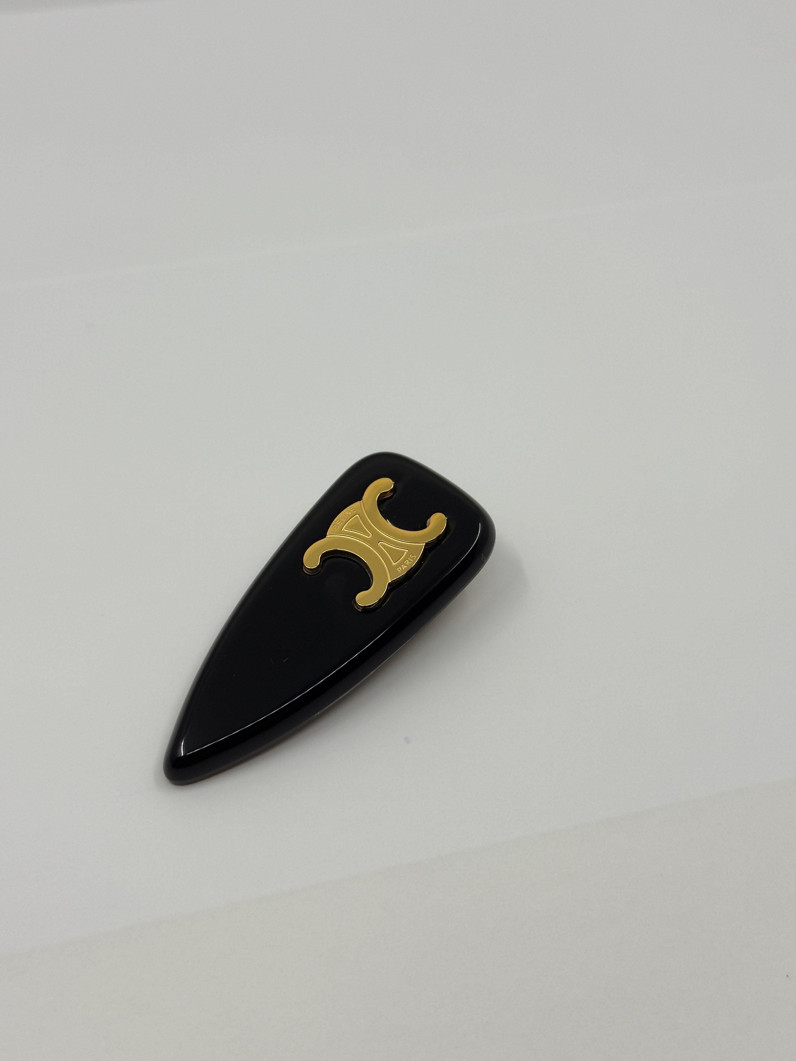Clne. Siyah Gold Logo Toka