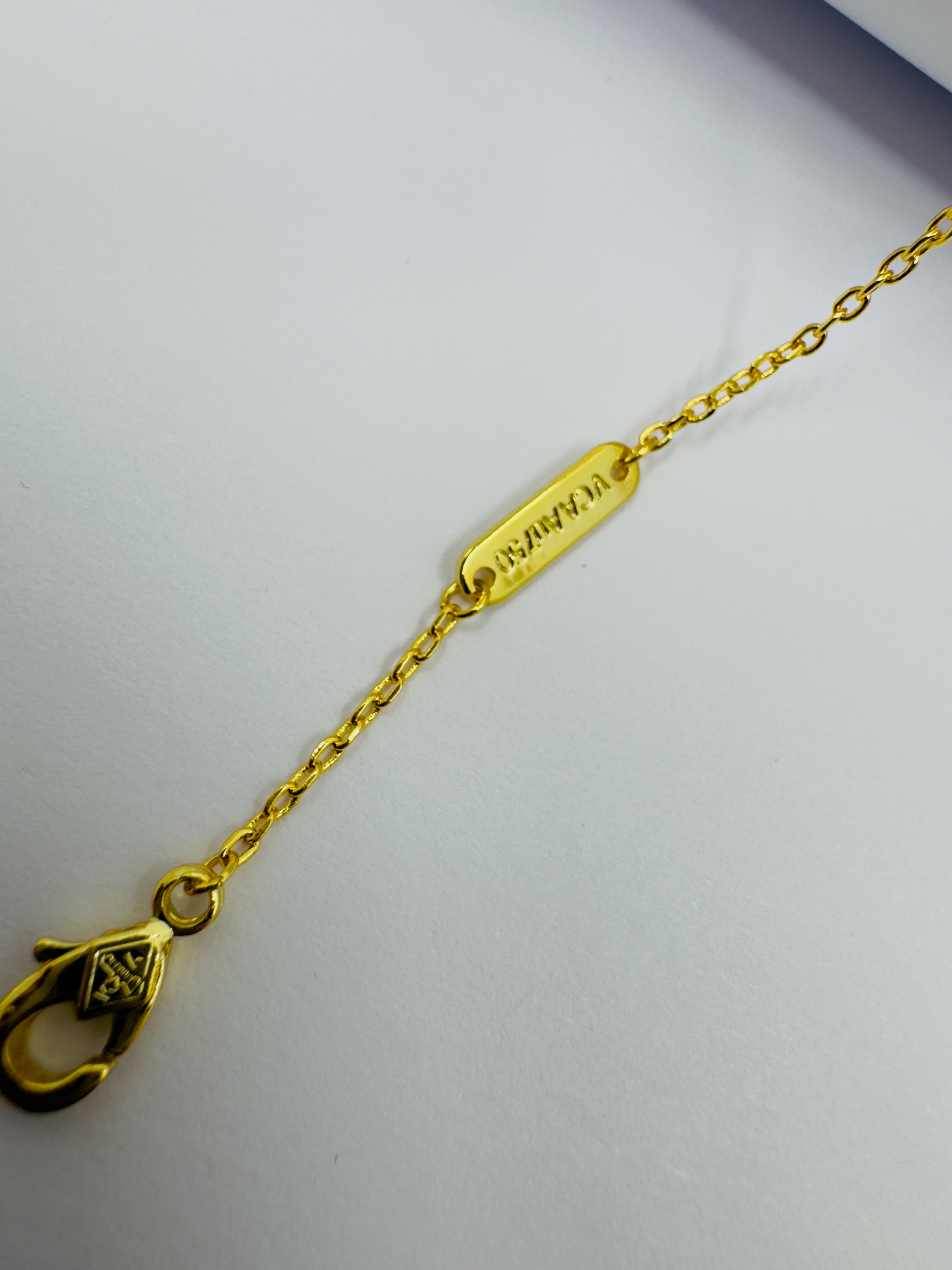 Tek Yonca Full Gold Taşlı Bileklik