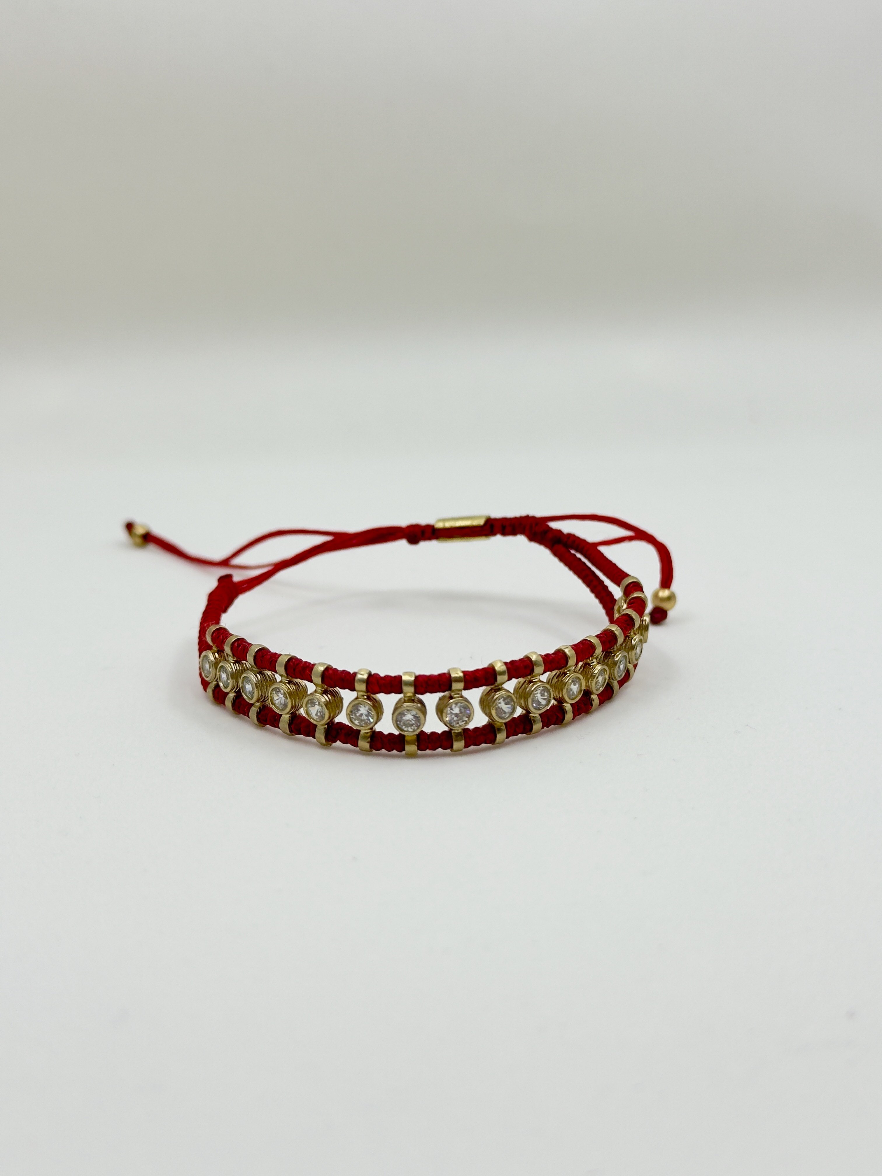 Soleil. Crimson Orbit Kırmızı Bileklik