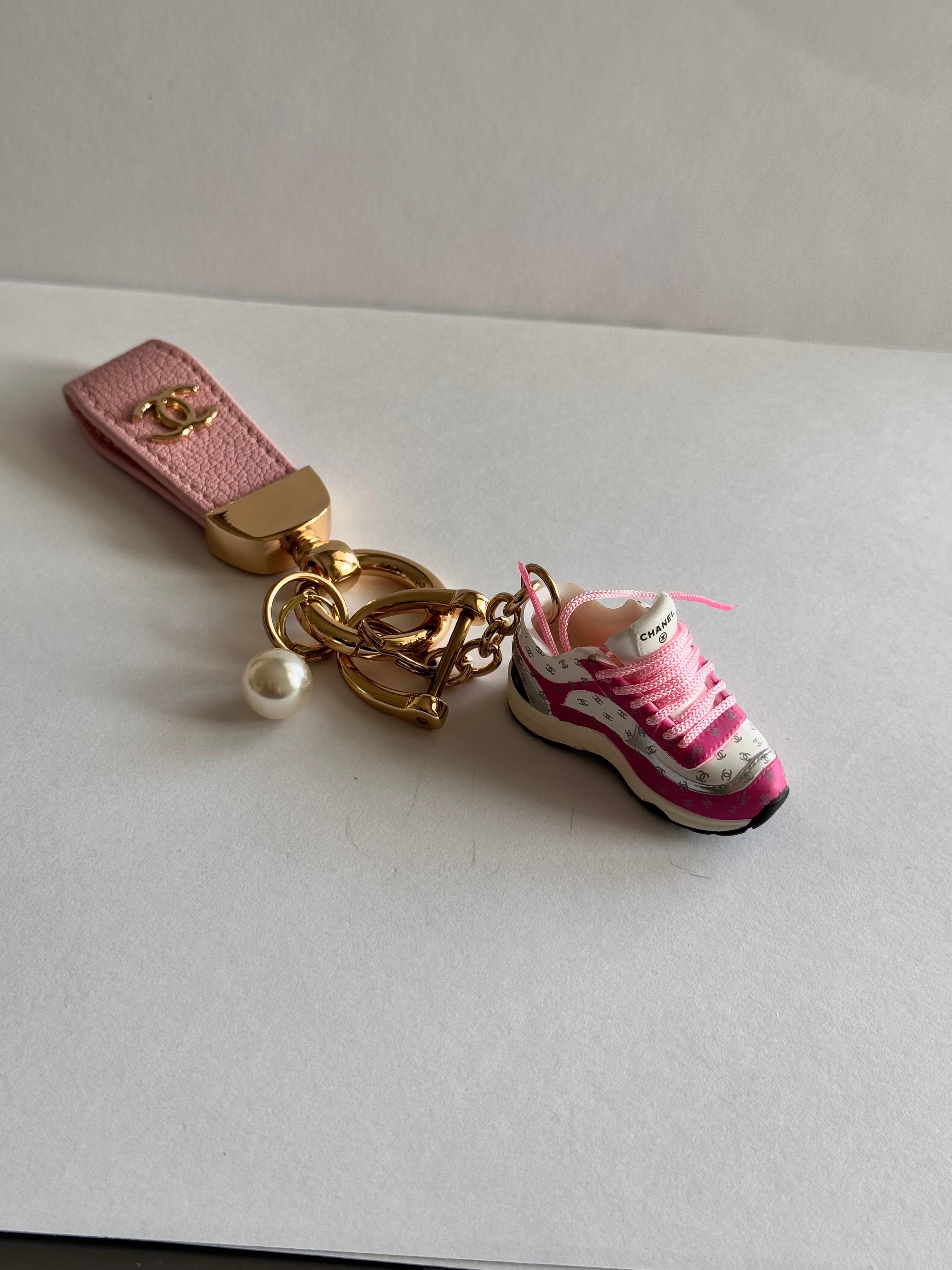 Chnl. Pembe NO:2 Bag Charm