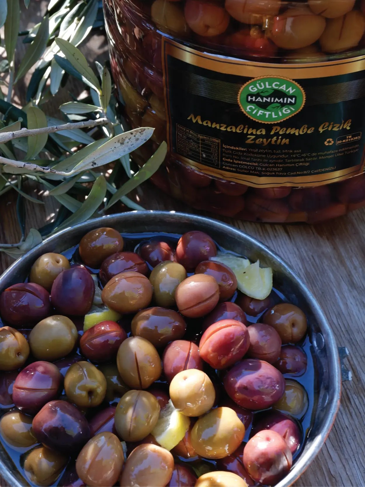 Xl Manzalina Pembe Çizik Zeytin 3 KG 