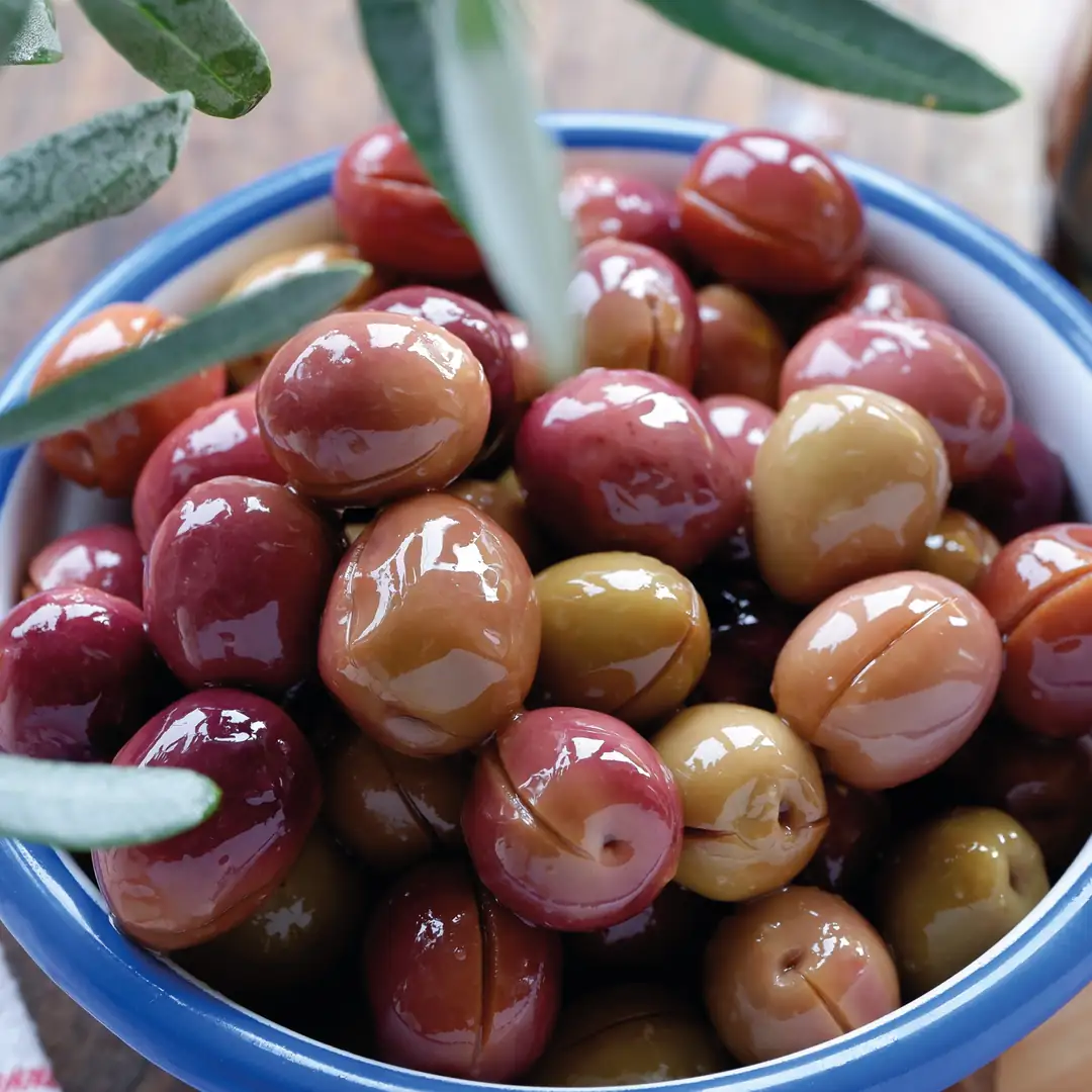 Manzelina Pembe Çizik Zeytin: Lezzetin ve Sağlığın Buluştuğu Nokta