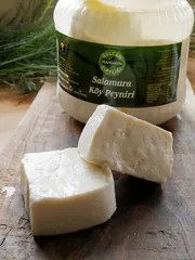 ŞİRDEN MAYALI SALAMURA KÖY PEYNİR 