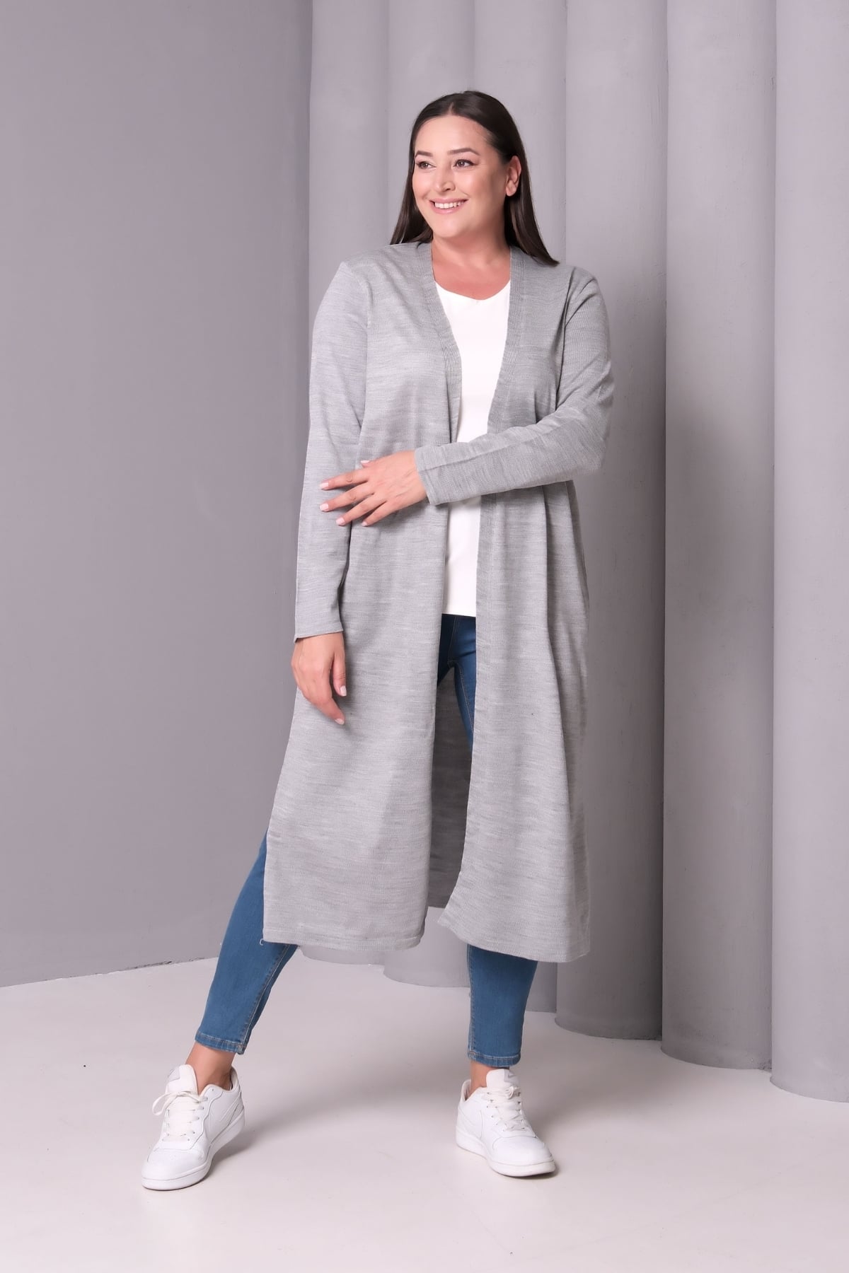 Kadın Büyük Beden Oversize Yumuşak Dokulu Tesettür Hırka