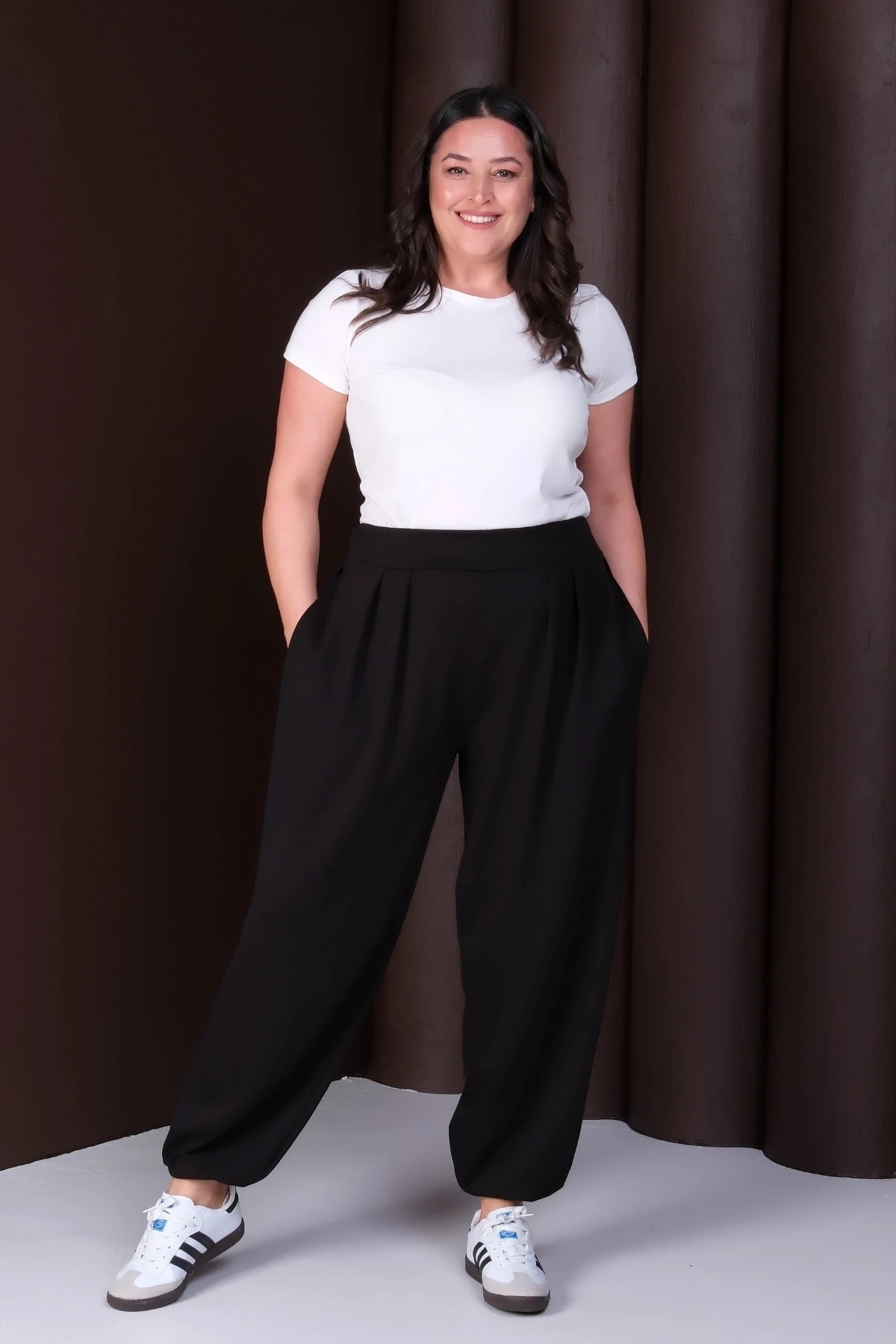 Kadın Büyük Beden Beli Lastikli Şalvar Pantolon – Premium Kumaş - Siyah