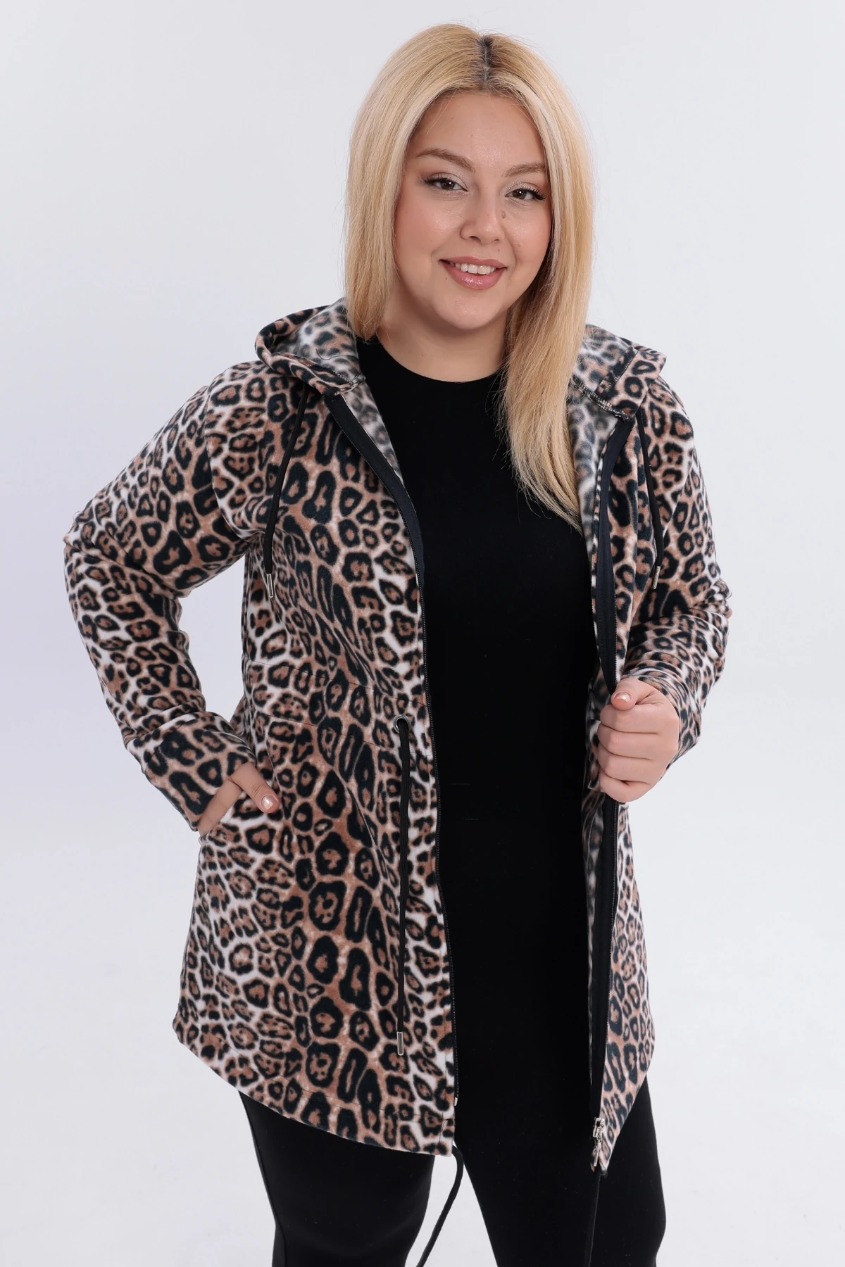 Kadın Büyük Beden Sıcak Tutan Leopar Polar Kapüşonlu  Fermuarlı Sweatshirt