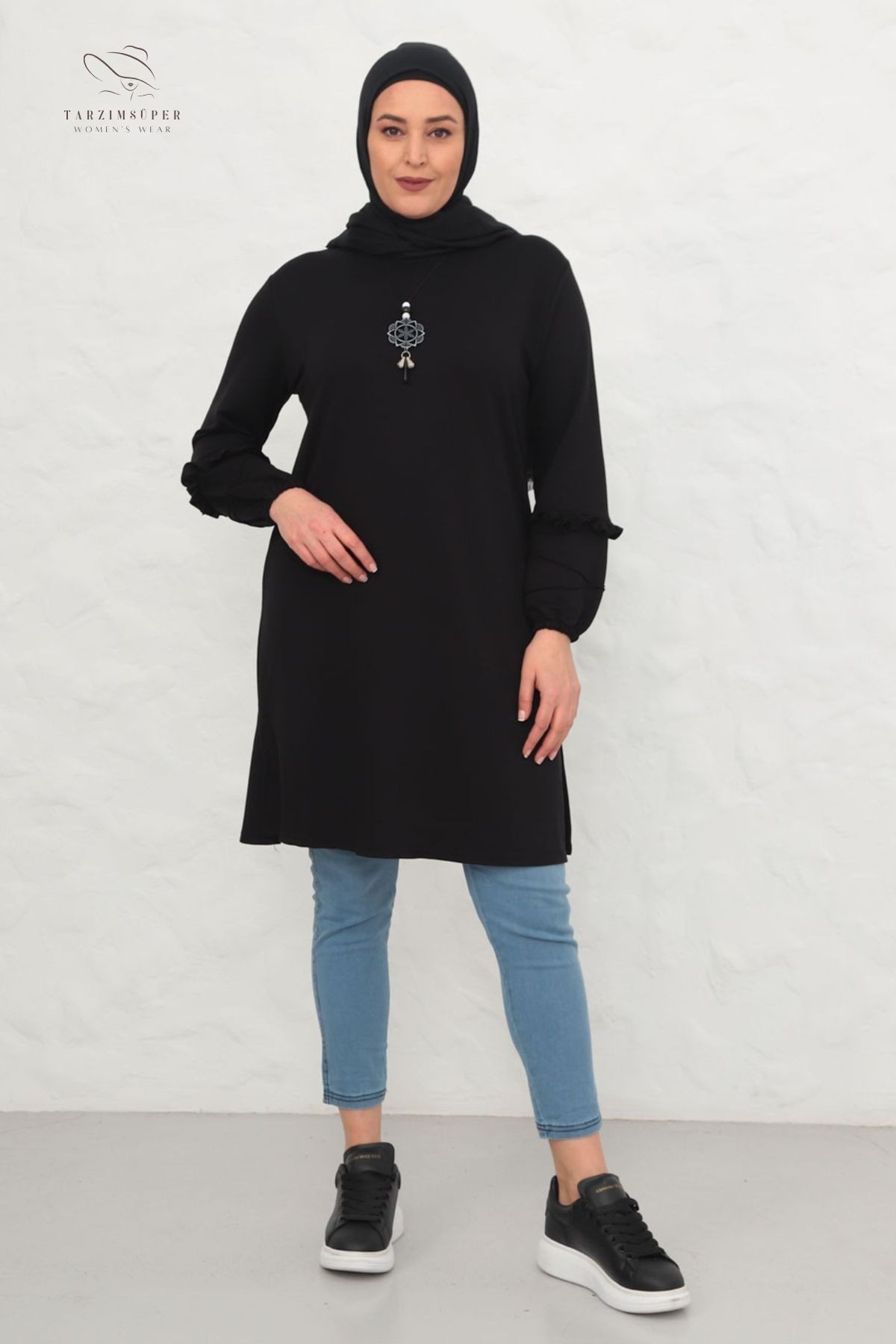 Büyük Beden Kolye Hediyeli Tesettür Tunik Esnek Kumaş Fırfırlı Beli Yırtmaçlı Konfor Modeli Tunik