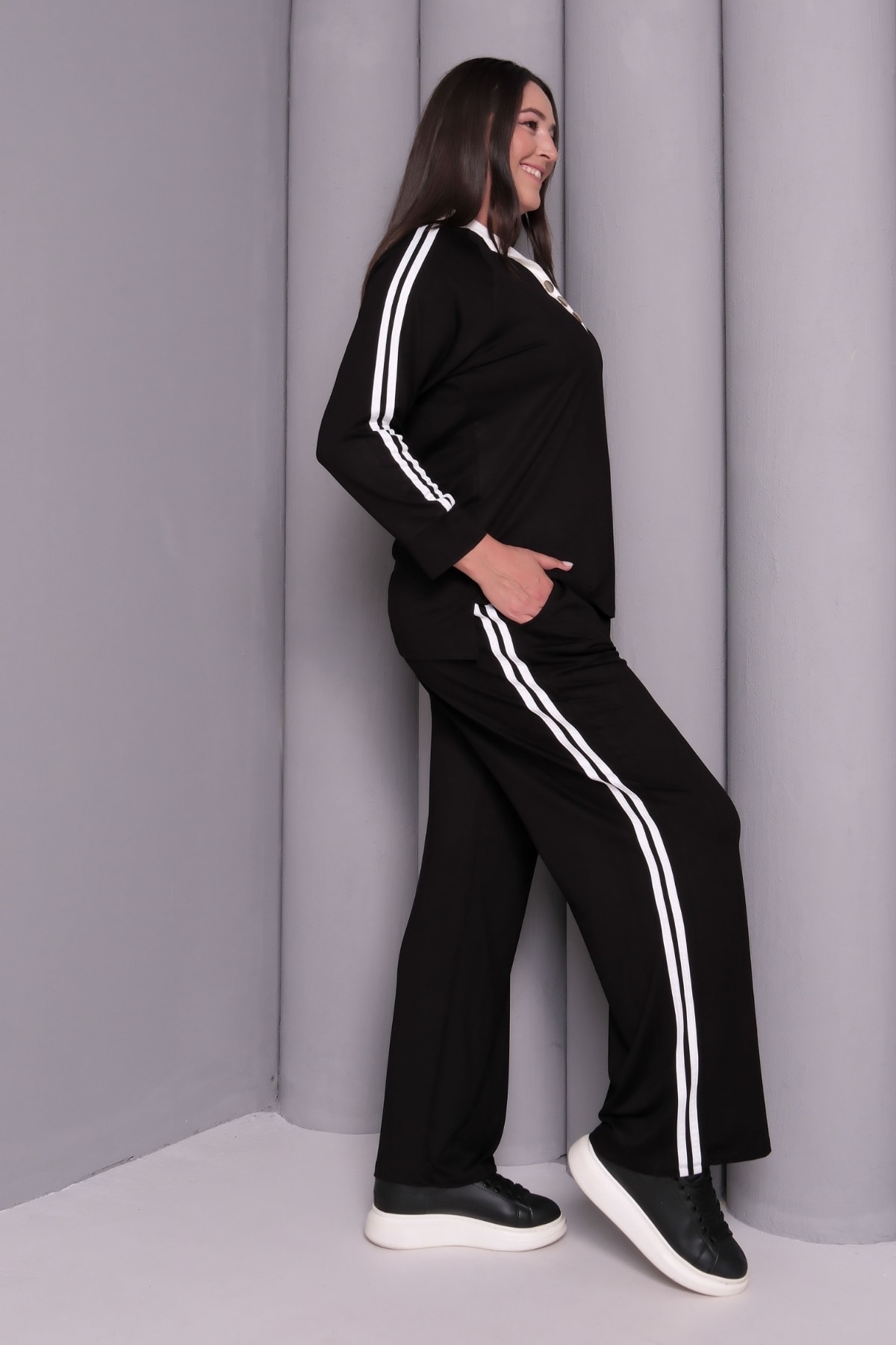 Kadın Büyük Beden Beli Lastikli Polo Yaka Cepli Spor Günlük Eşofman Takımı