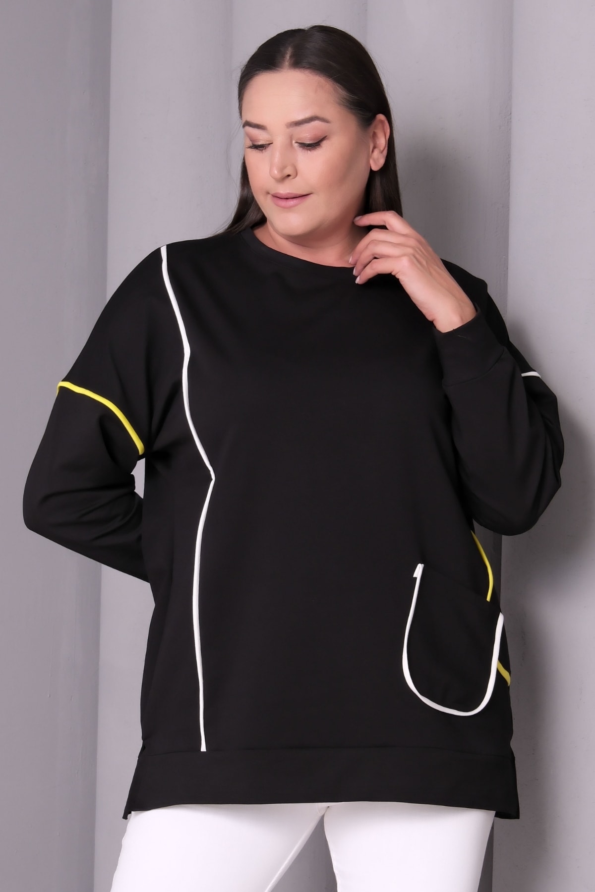 Kadın Büyük Beden Şerit Detaylı Cepli  Pamuklu Sweatshirt - SİYAH