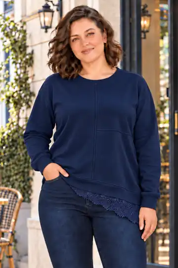 Kadın Büyük Beden Kristal Kumaş Asimetrik Dantel Detaylı Uzun Kollu Bluz - Lacivert