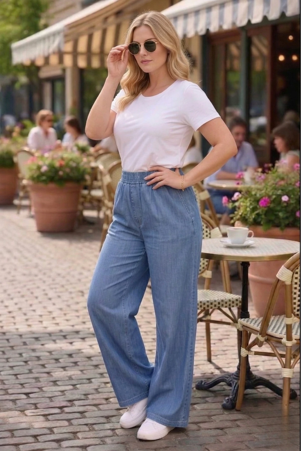 Büyük Beden Yazlık  Beli Lastikli  Bol Paça Yüksek Belli  Kot Pantolon