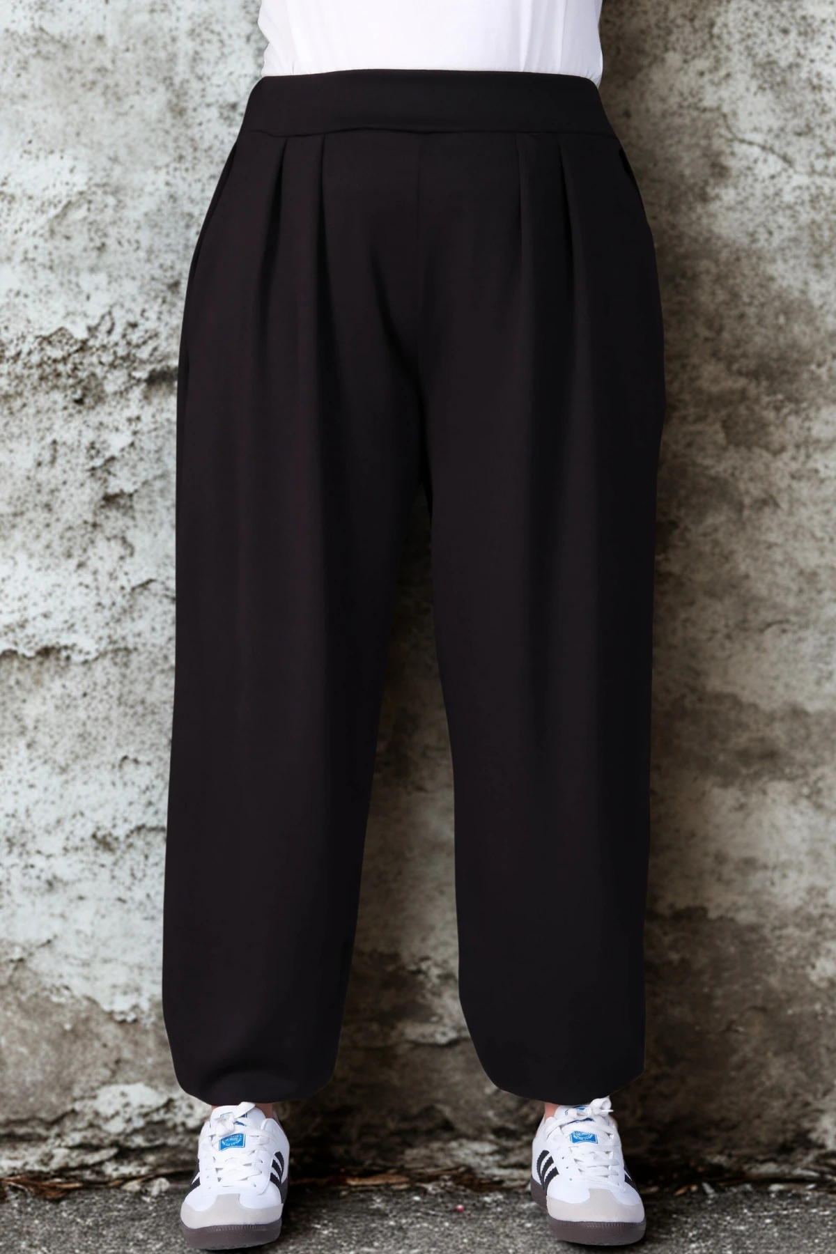 Kadın Büyük Beden Beli Lastikli Şalvar Pantolon – Premium Kumaş