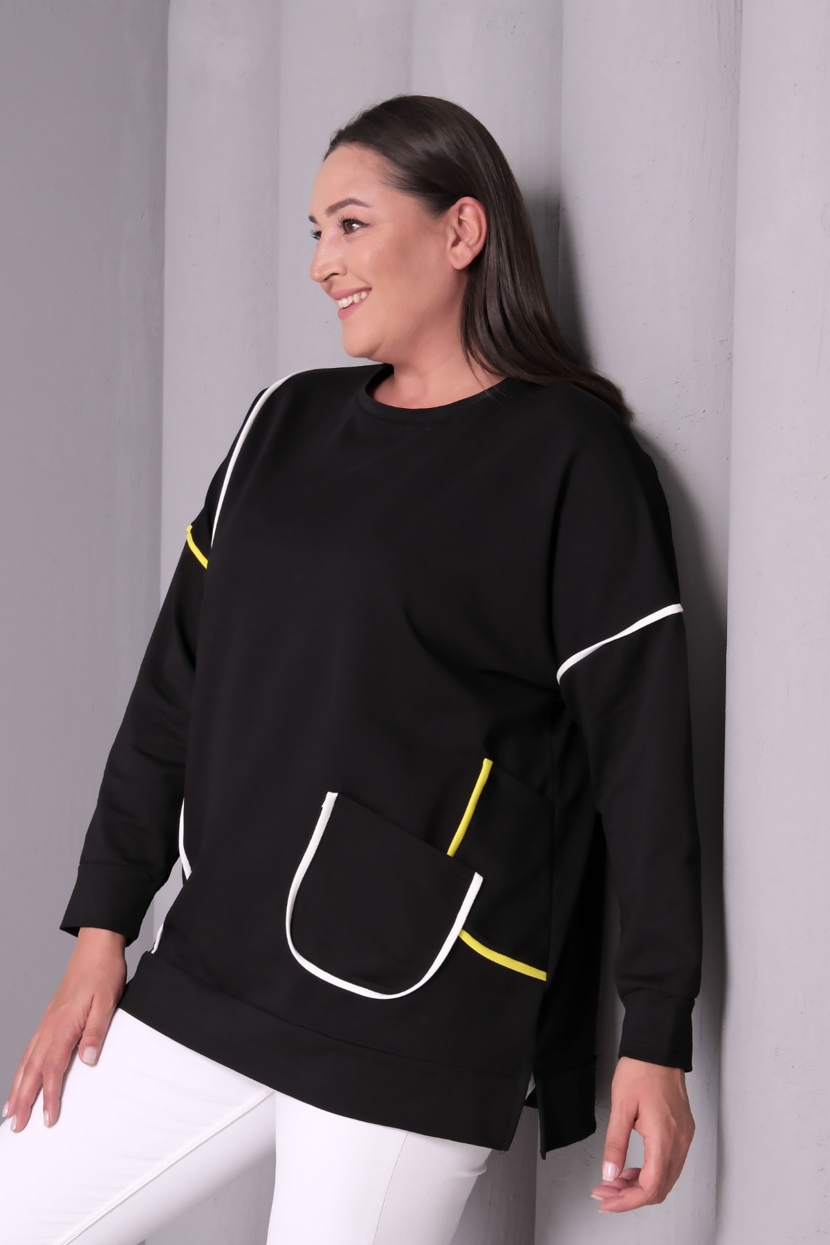 Kadın Büyük Beden Şerit Detaylı Cepli  Pamuklu Sweatshirt