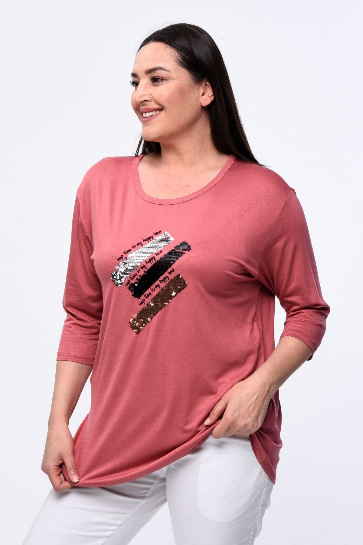 Büyük Beden Yeni Sezon Rahat Konfor Modeli Pul Payet Işlemeli Yarım Kollu Payetli Anne 4 Mevsim Bluz